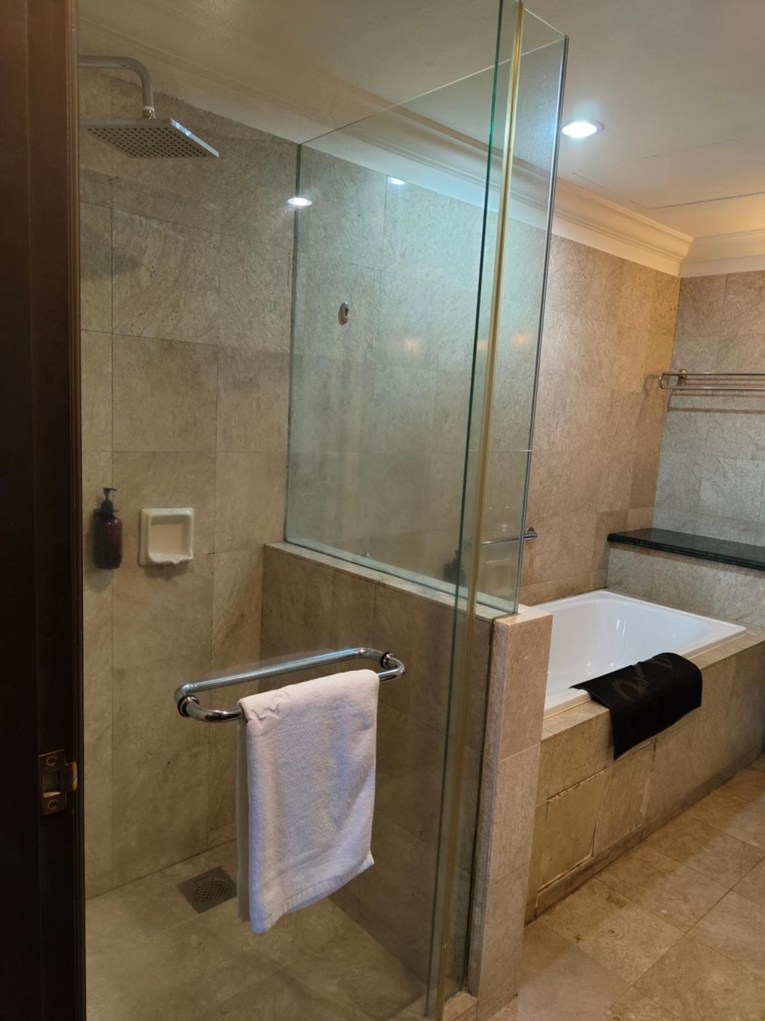 Times Square Services Star At East Lobby Apartment Kuala Lumpur