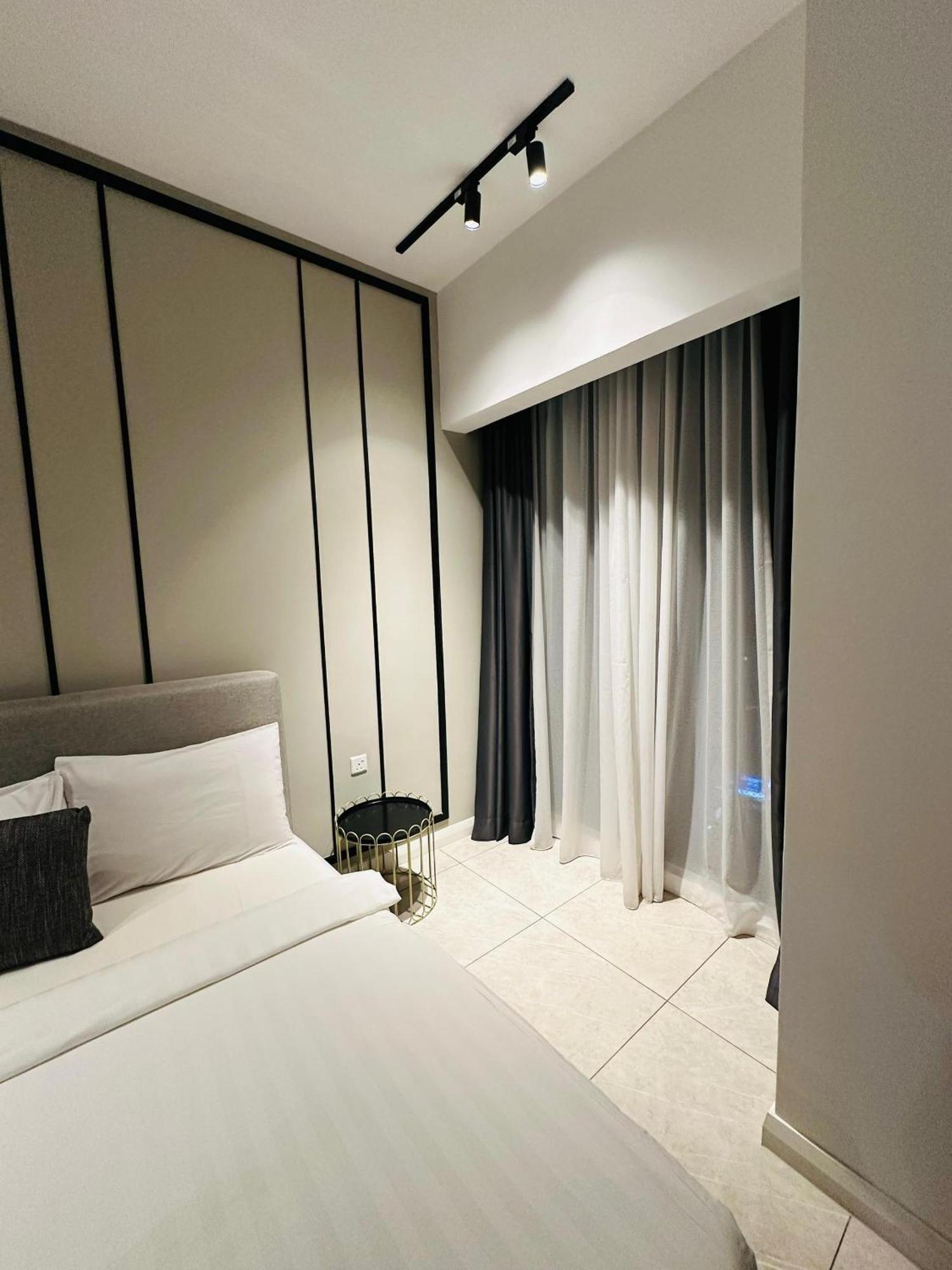 Khách sạn hẻo lánh Axon Bukit Bintang By Taheeens
