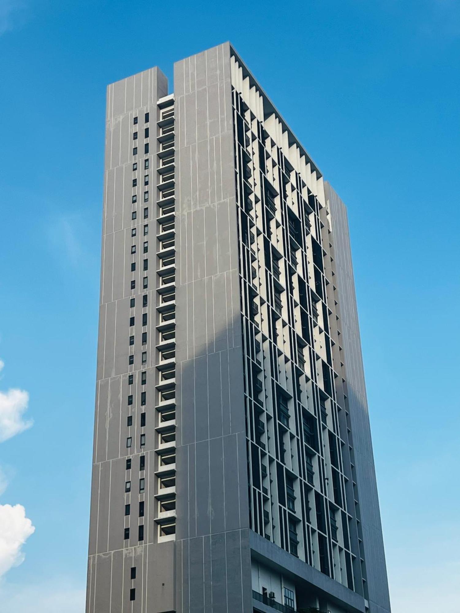 Chamber Grand Klcc Apartment