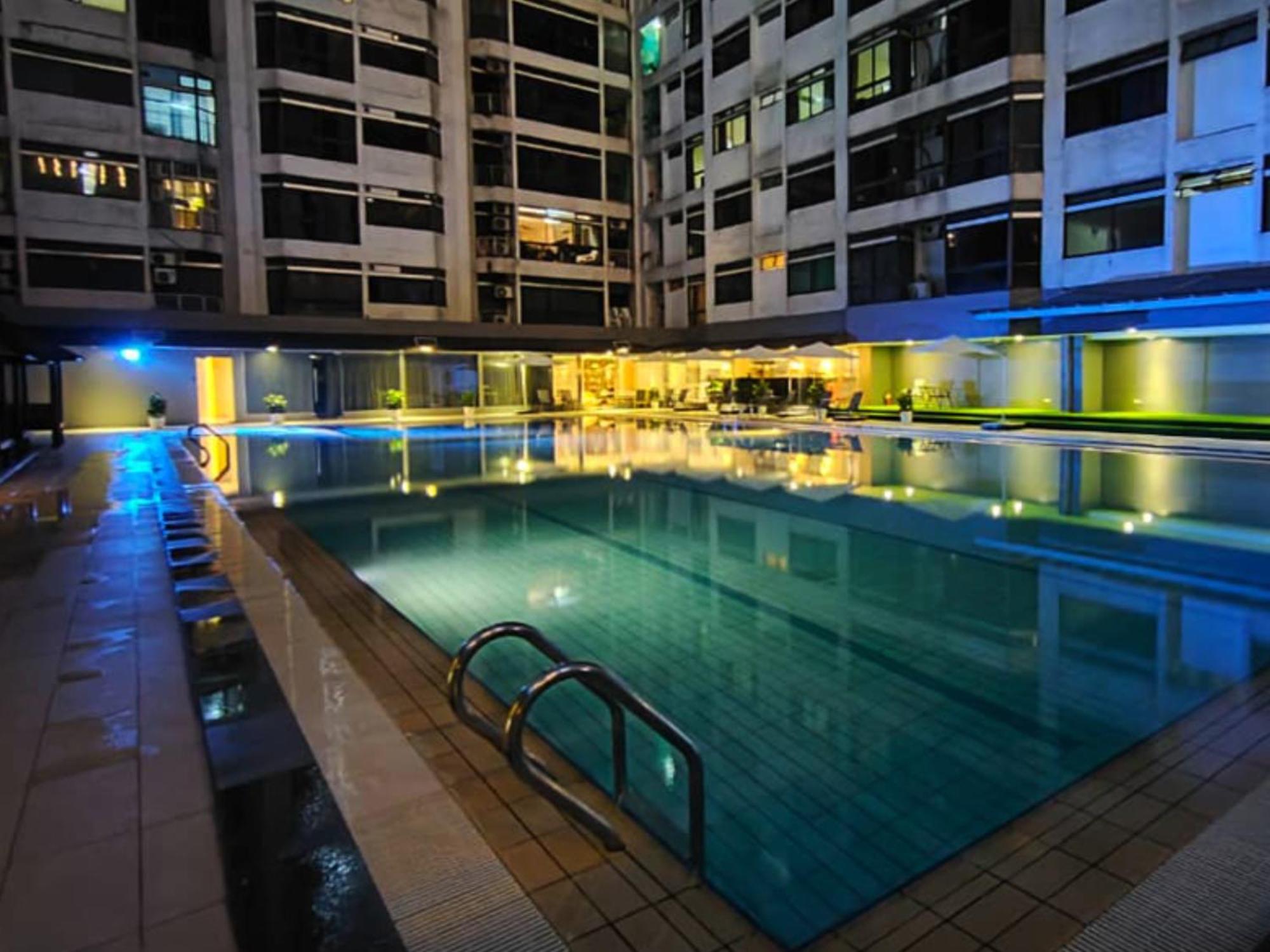 Apartment 3r12pax Fahrenheit88 C10-14 Opposite Pavilion Kl Bukit Bintang Kaite