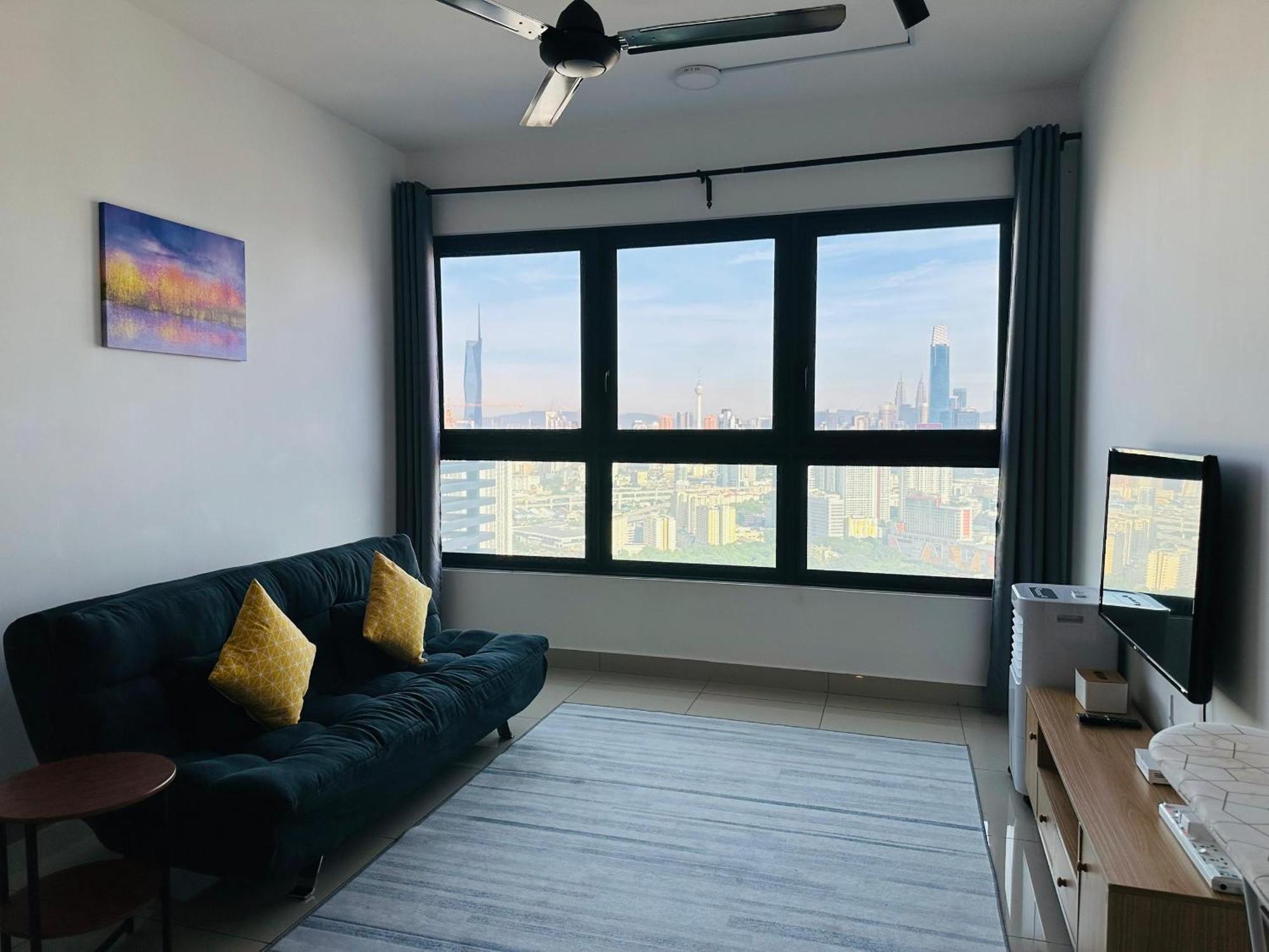 Apartment 4br M Vertica Near Sunway Velocity Cheras Ikea Mrt Trx Klcc Pavilion *