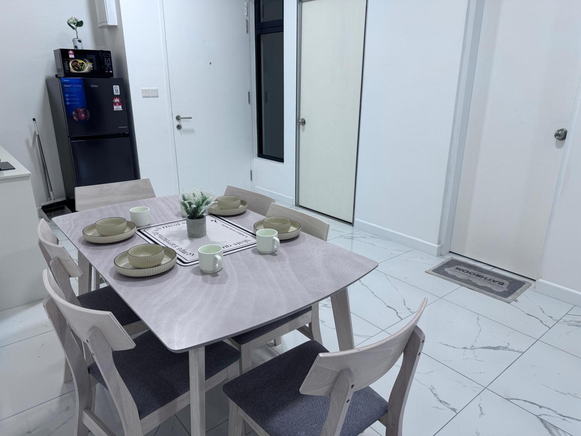 Apartemen Cubic Botanical By Ancubic, Bangsar South, Kl By Hometaric