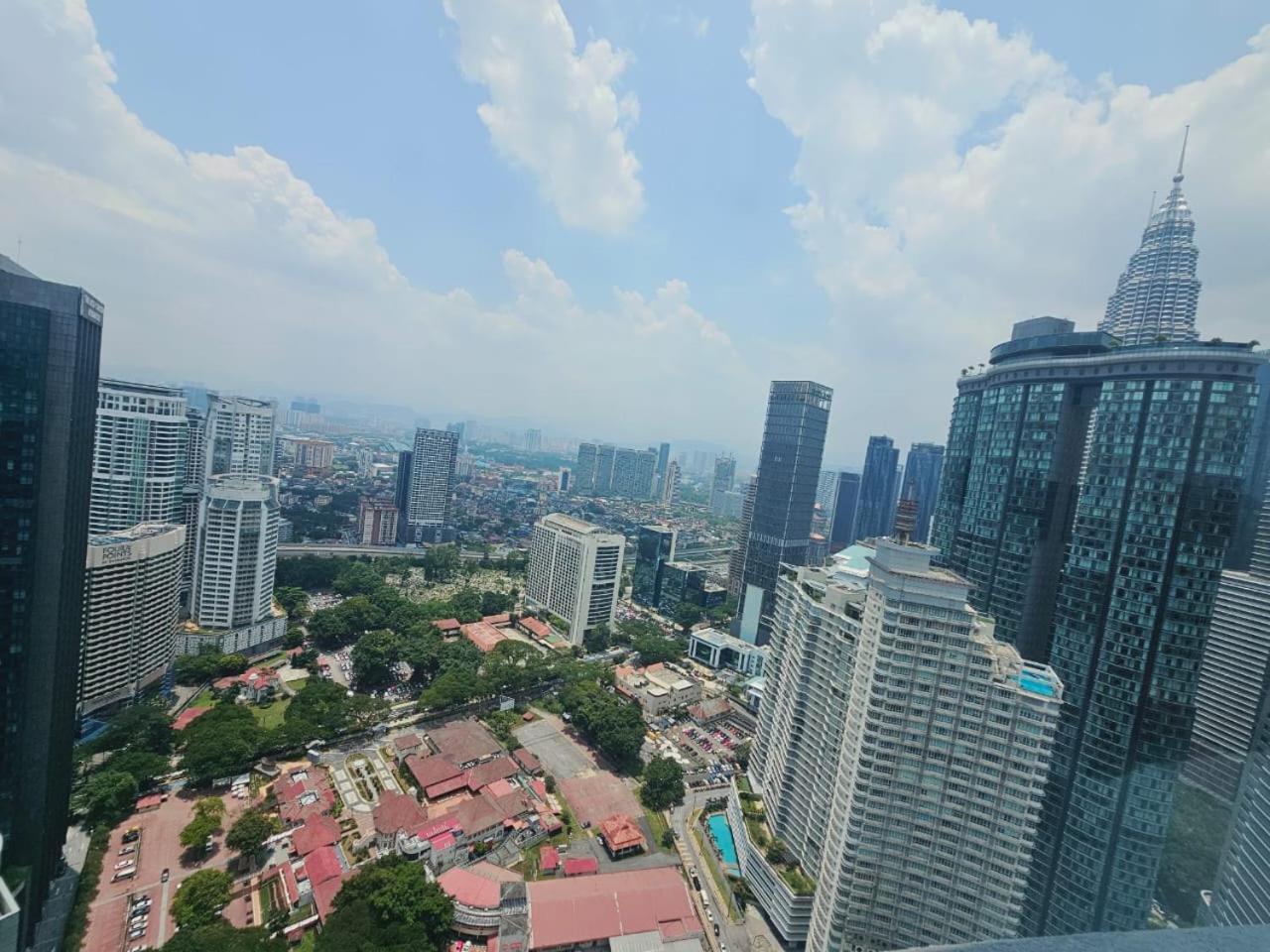 Apartment Tropicana The Klcc By Elite Kuala Lumpur