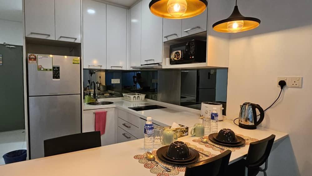 Apartemen Mercu Summer By Dh *