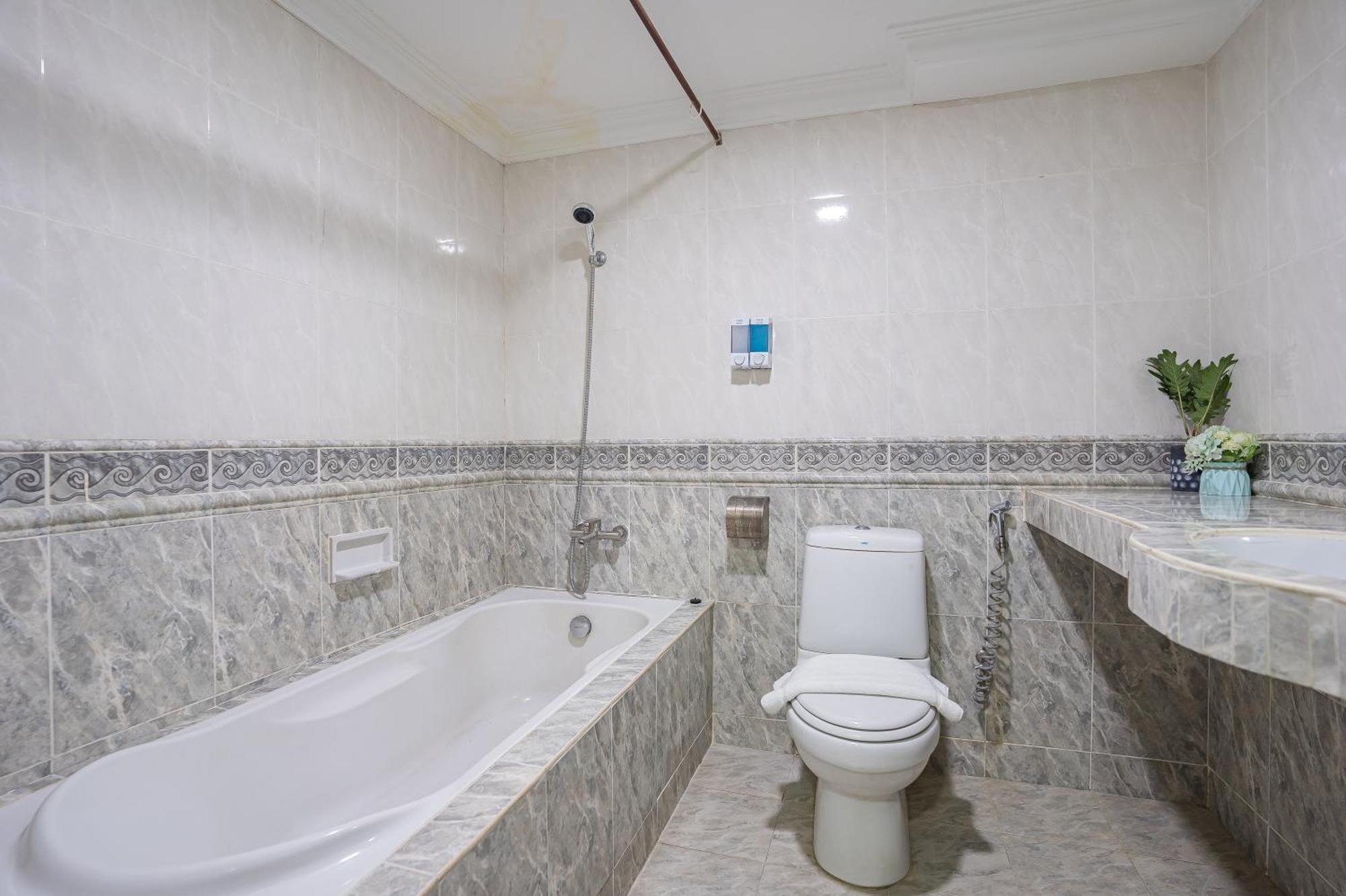 28 Rapid Hotel 2*