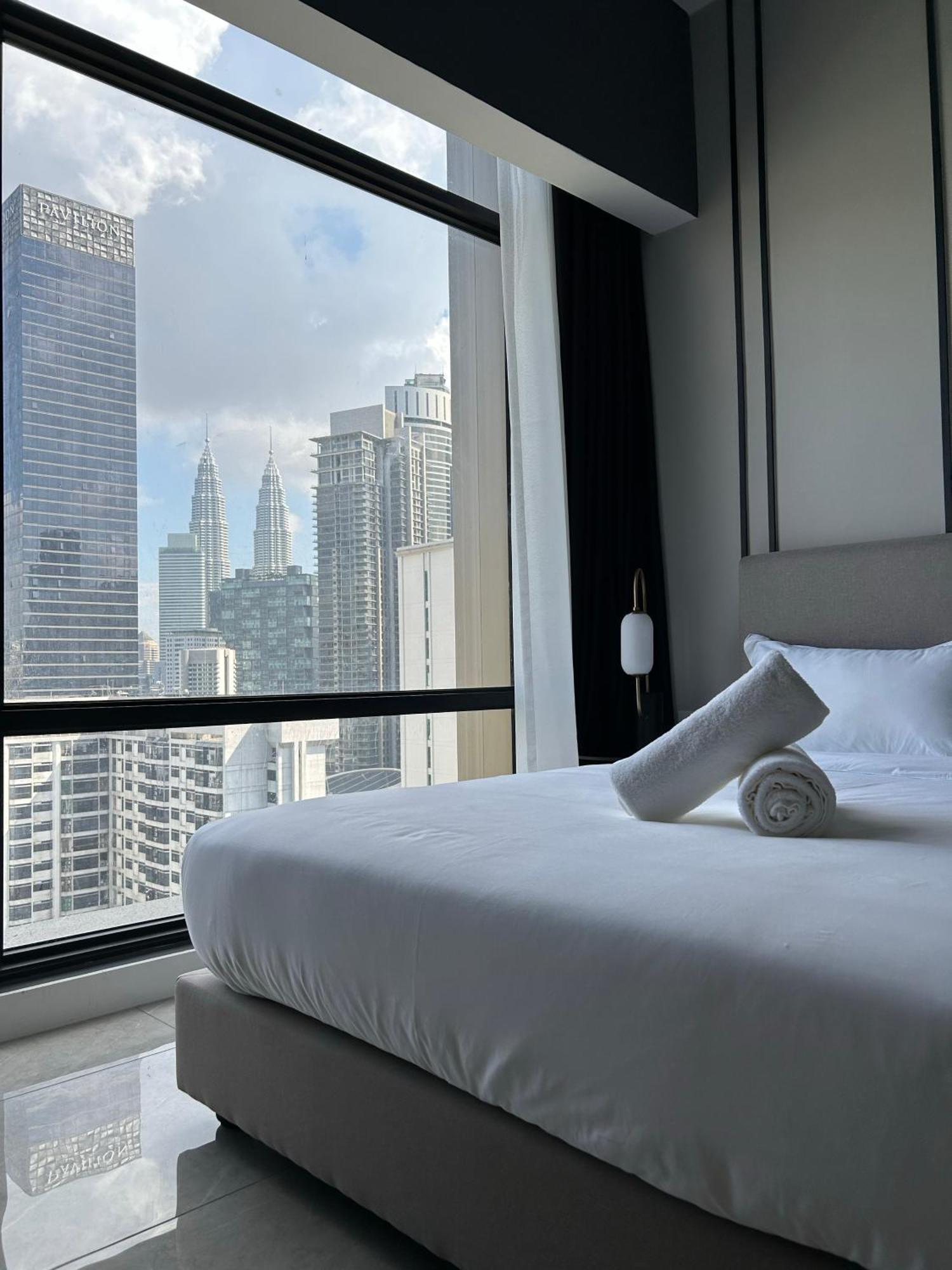 Aparthotel Axon At Pavilion Klcc Kl Tower View By Kimiro