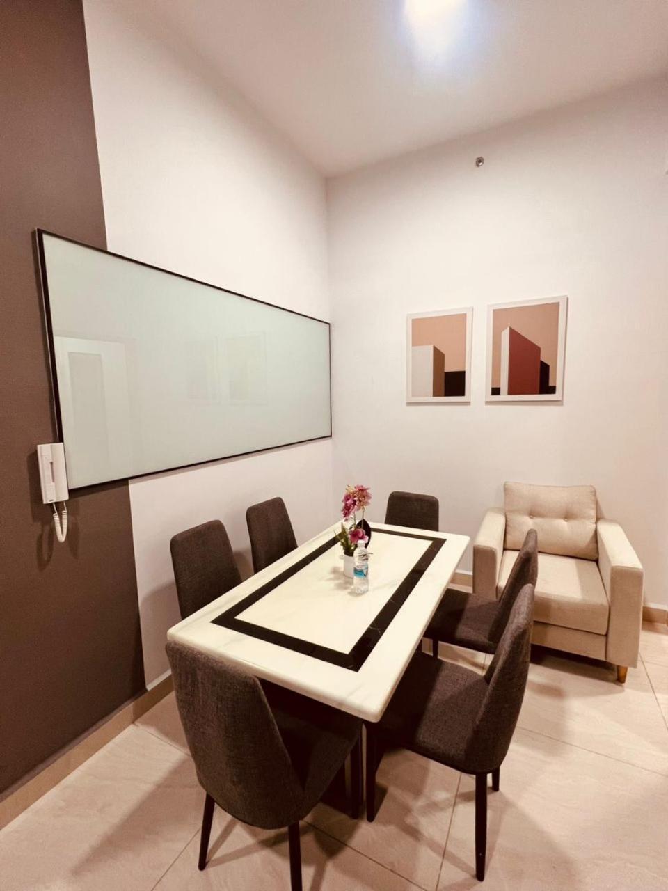 Luxe Colony Klcc Kuala Lumpur