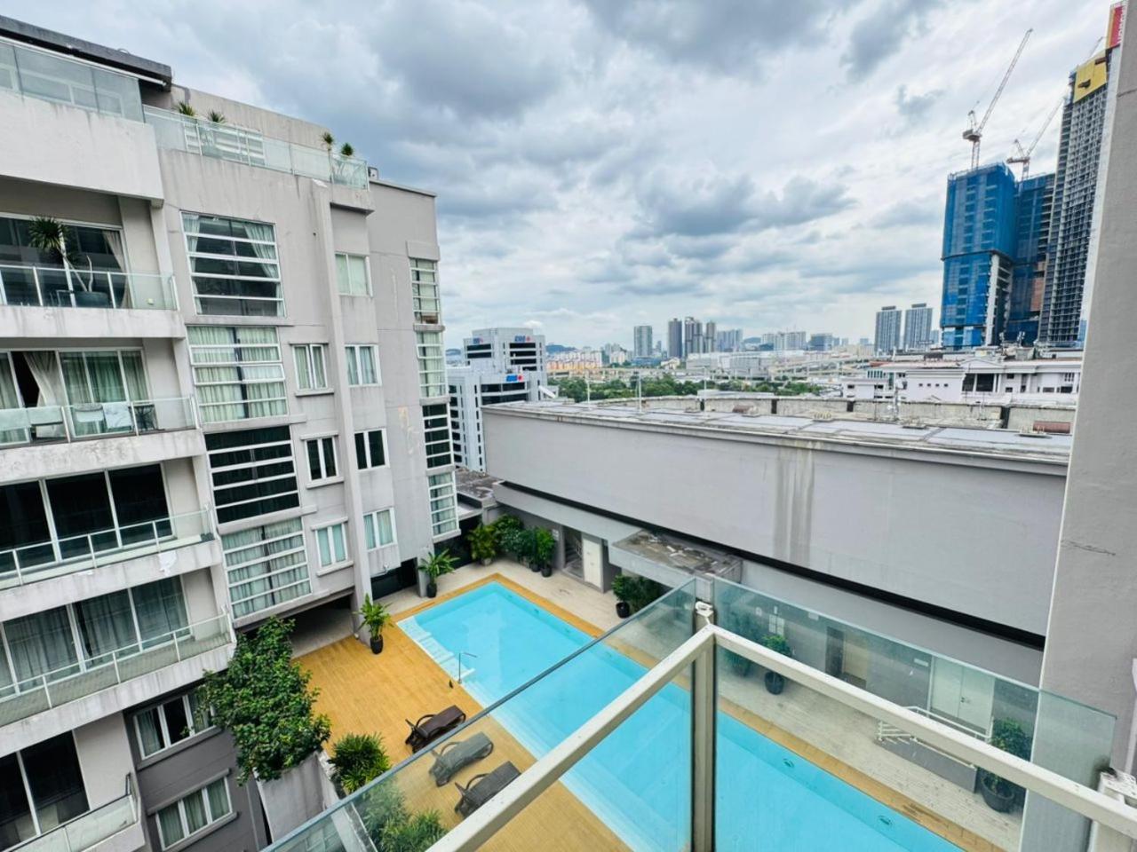 Menara Bintang Goldhill Apartment *