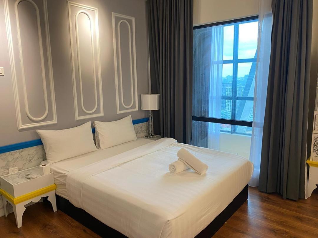 Arte Mont Kiara Duplex 2 Bedroom * Kuala Lumpur