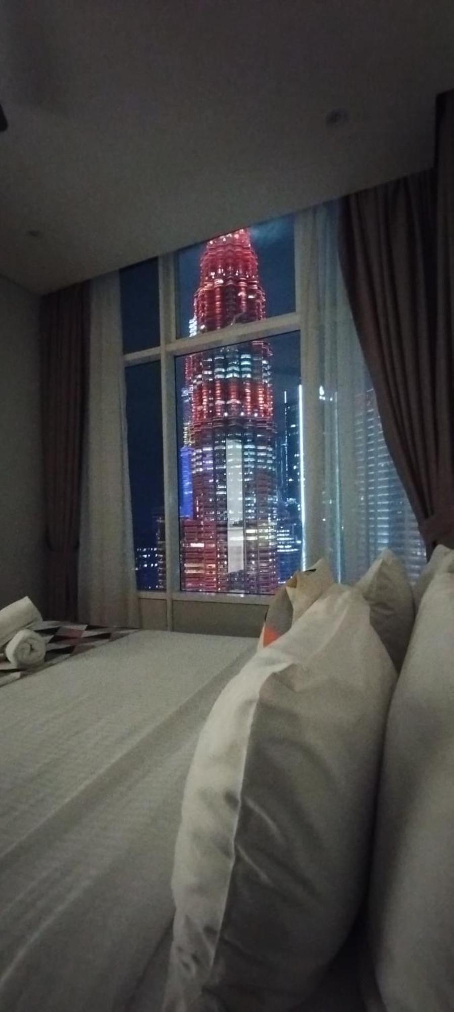 Apartment Sky Klcc By Family Kuala Lumpur
