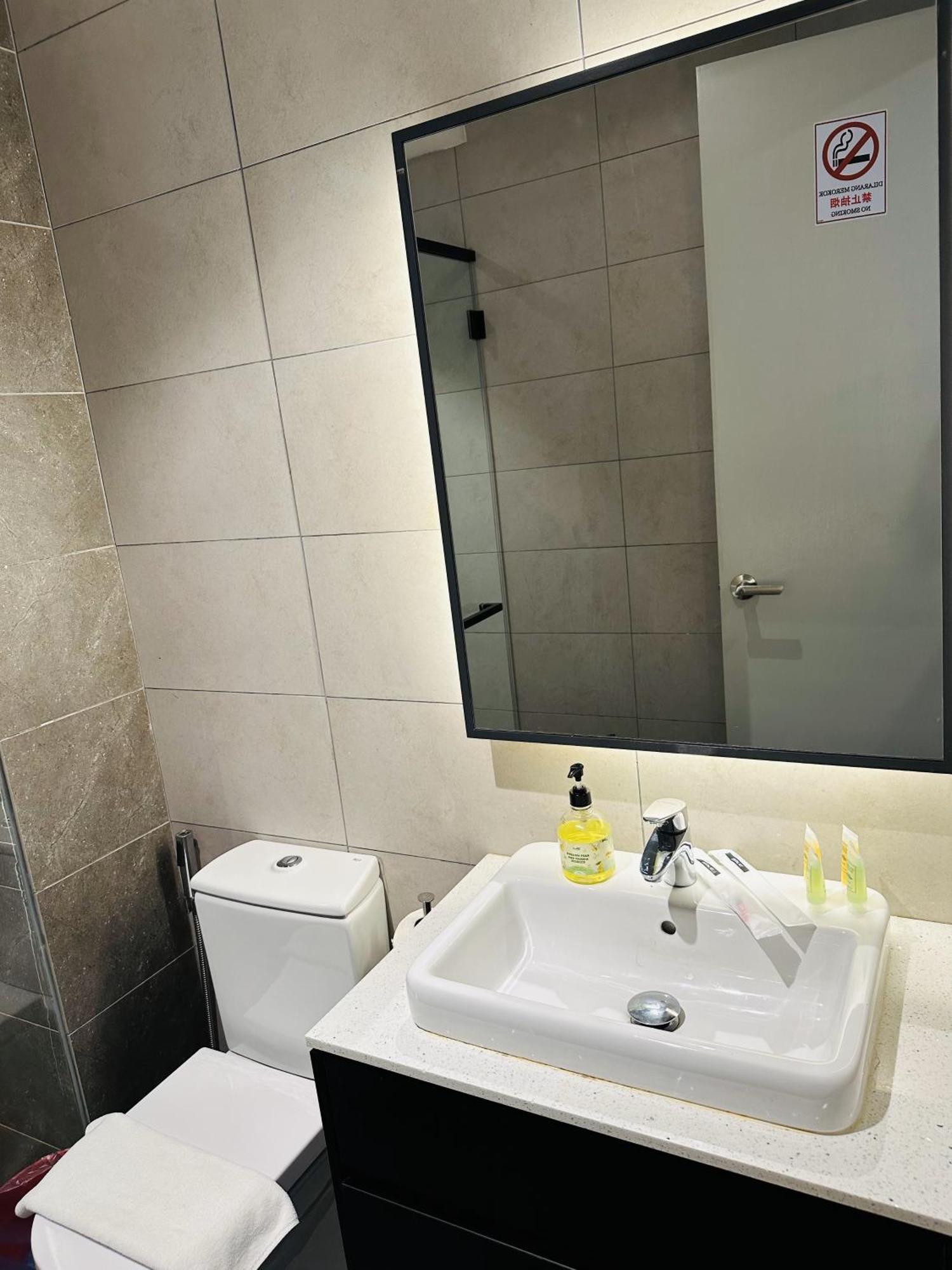 Apartment Axon Smooth