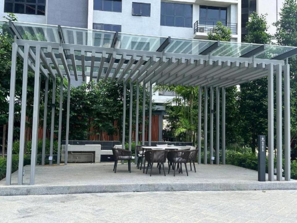 Agile Universe Suite Trx By Kl Apartment
