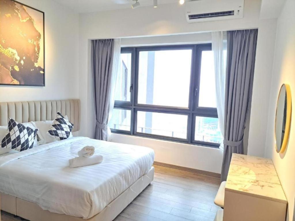 Agile Universe Suite Trx By Kl Apartment