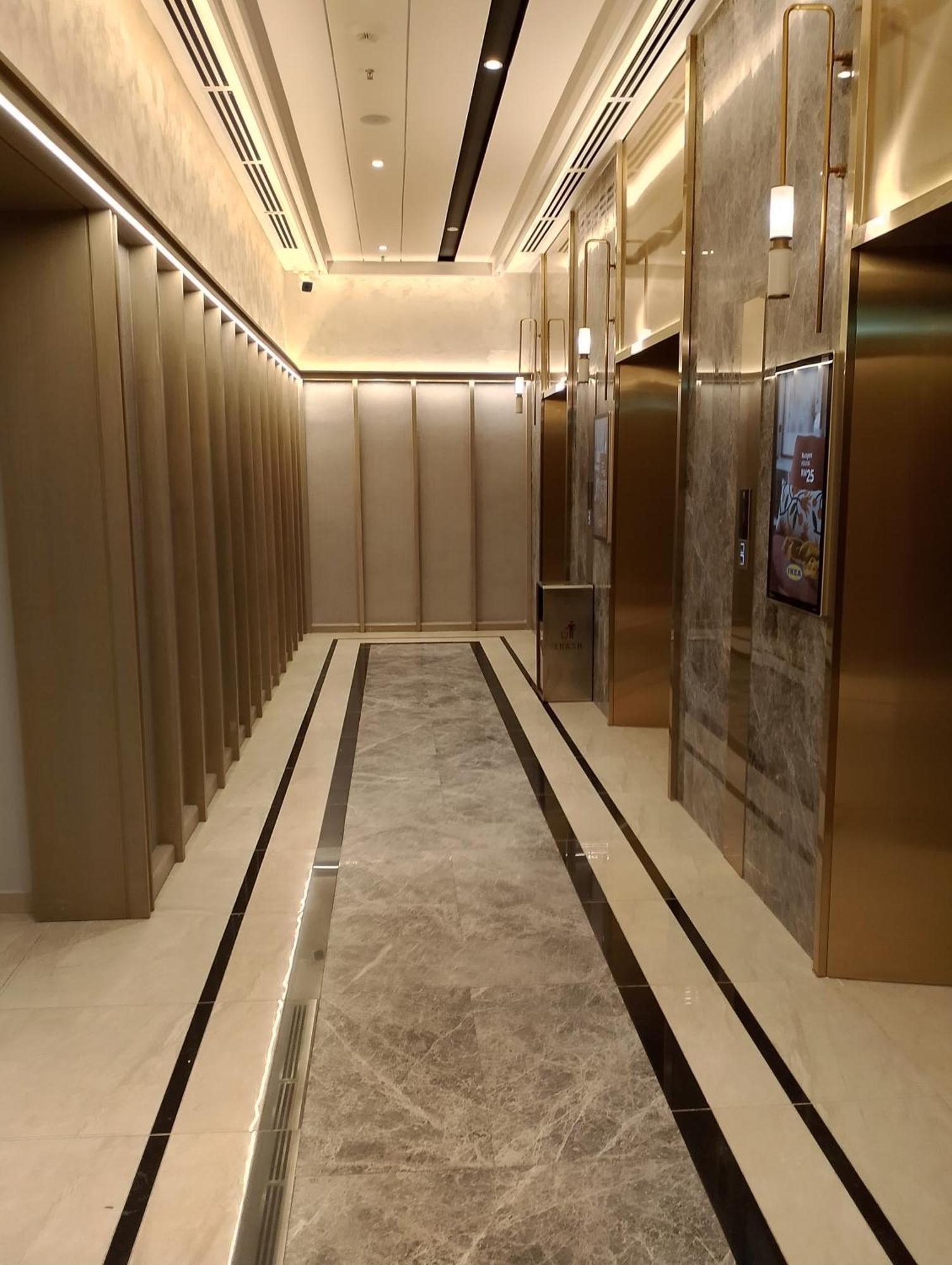 Agile Universe Suite Trx By Kl
