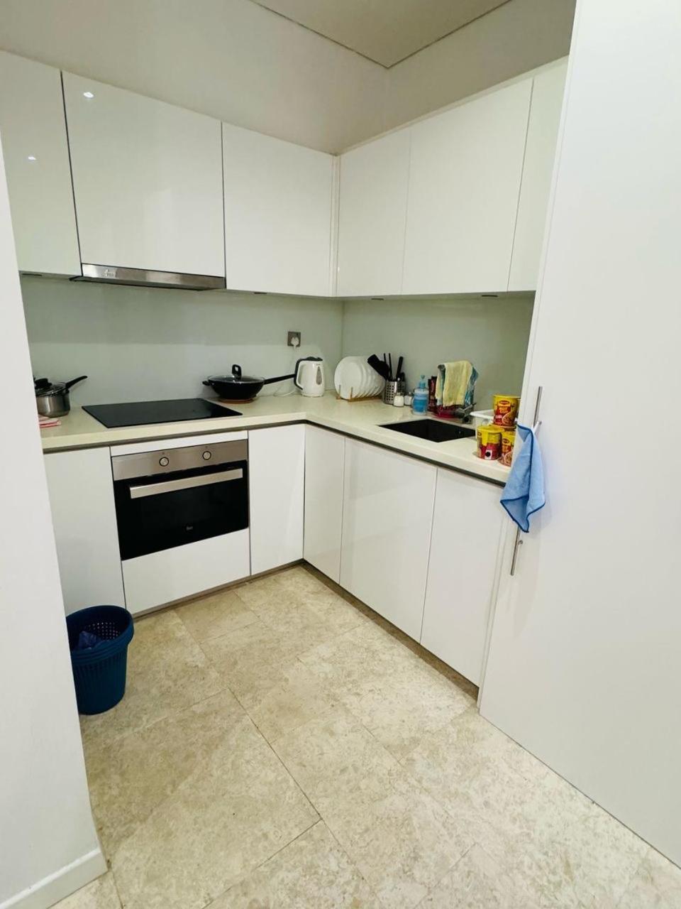 Apartment Urban Cozy At Skysuites Near Klcc Complimentary Breakfast
