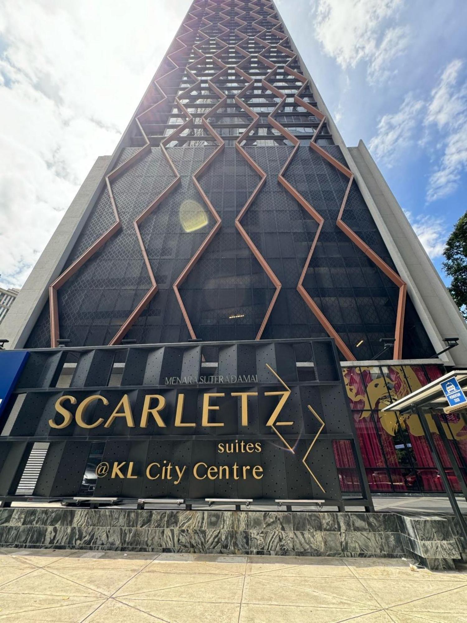 Scarletz Galaxy Apartment *