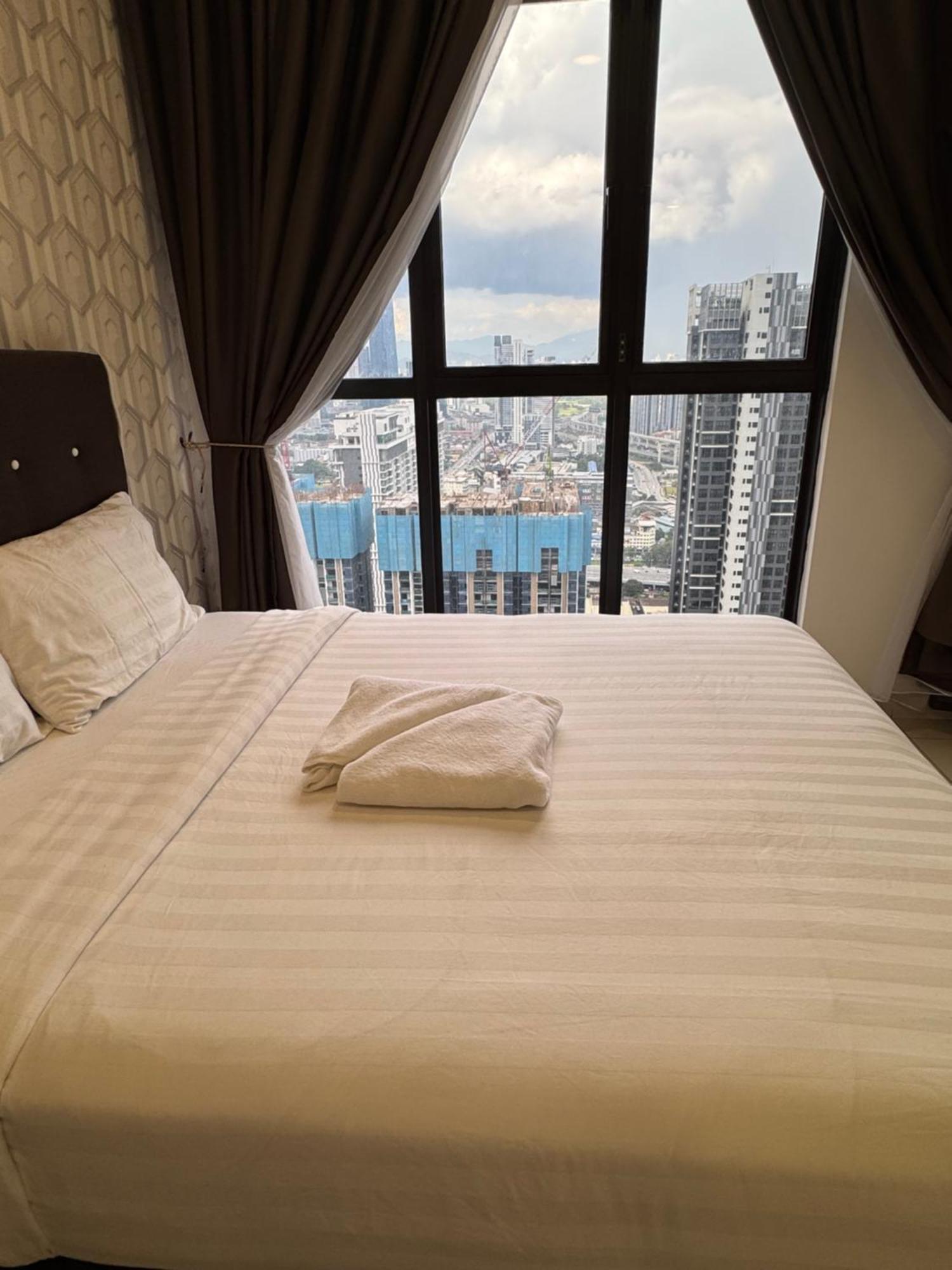 Trion Luxe Service At Klcc Kuala Lumpur