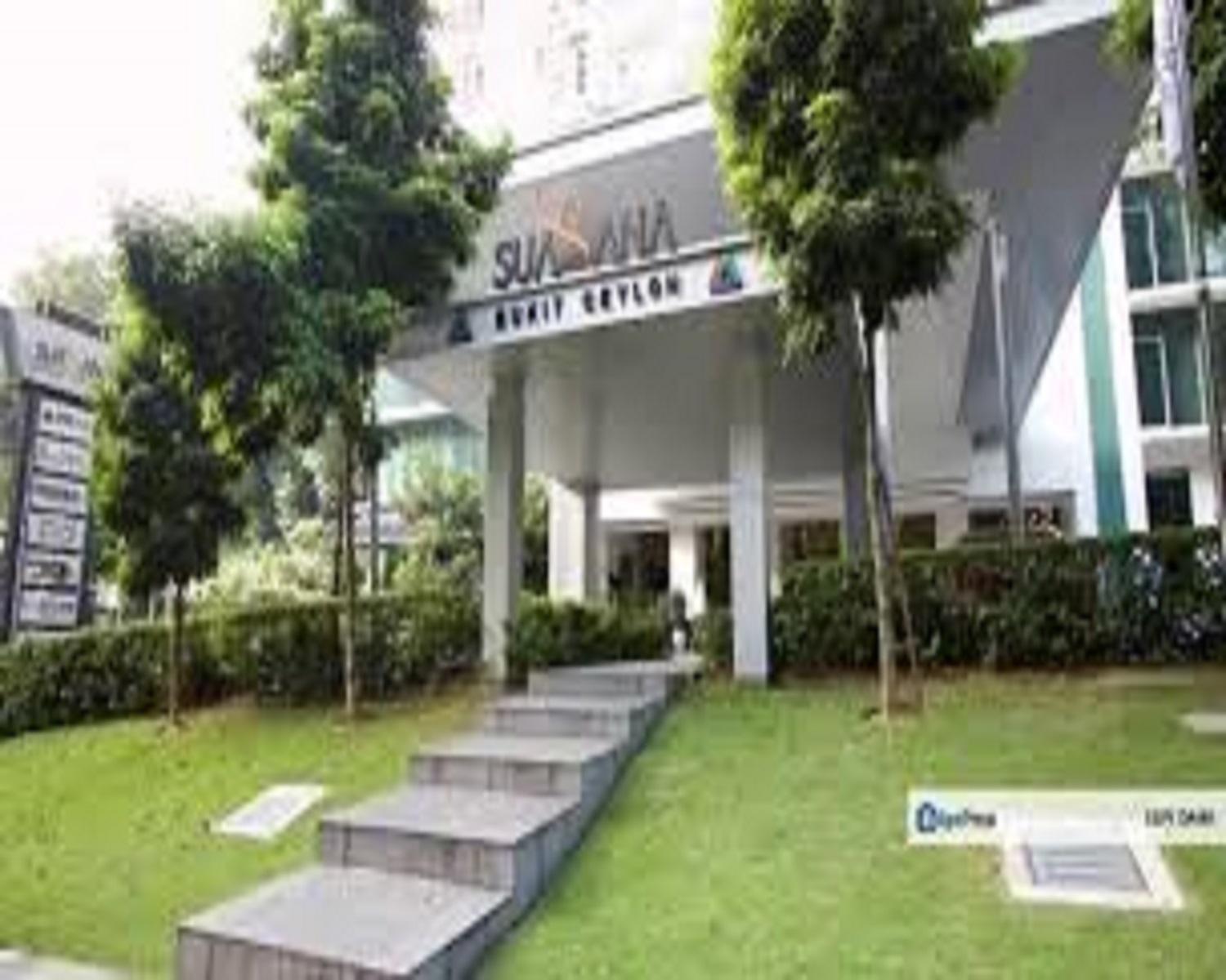 Luxury Balcony Suites- Homestay