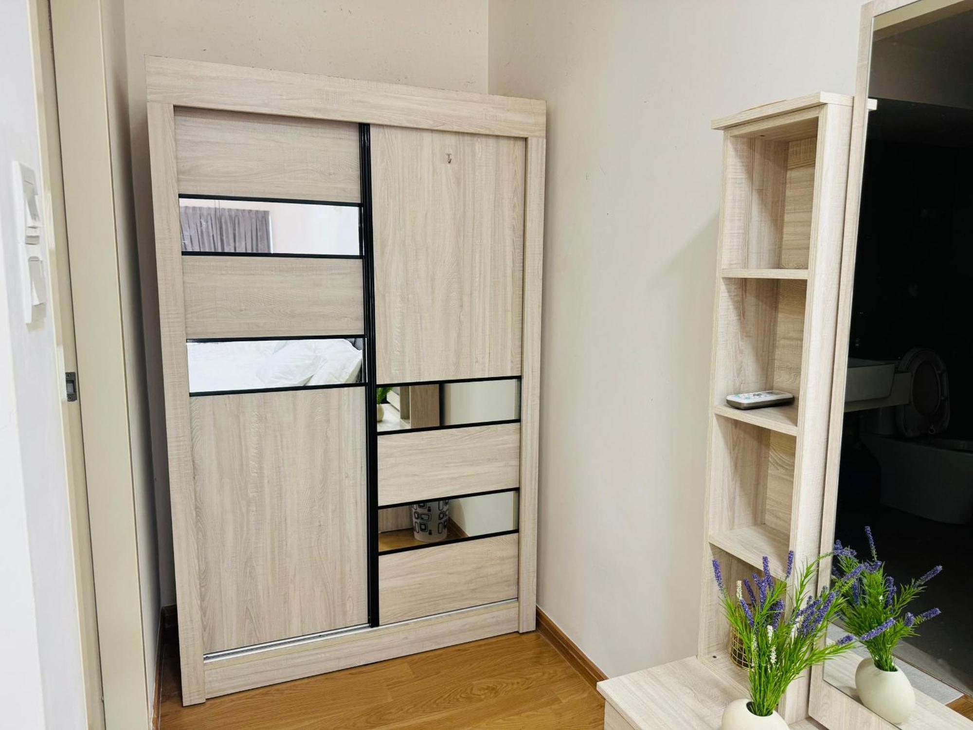 Urban Loft Mrt Convenience Klcc Nearby In Eko Cheras Apartment