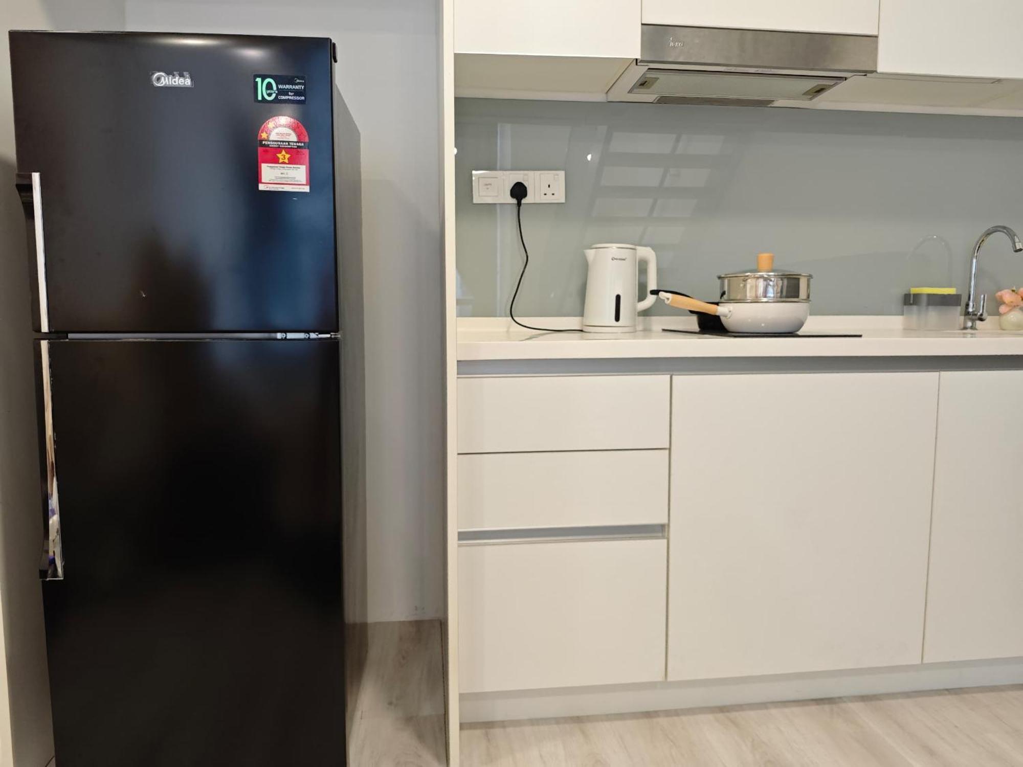 Urban Loft Mrt Convenience Klcc Nearby In Eko Cheras *