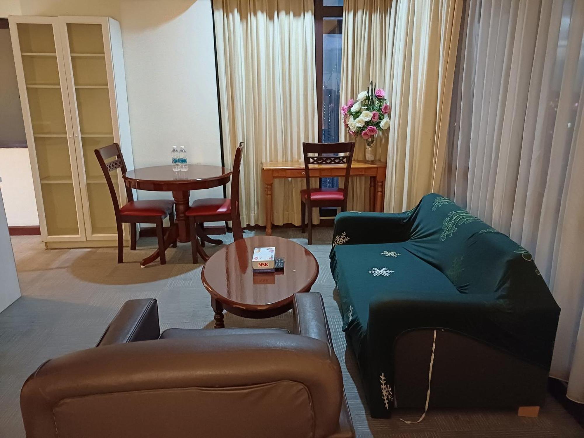 Kl Cozy Faiza Berjaya Times Square Pangsapuri Kuala Lumpur