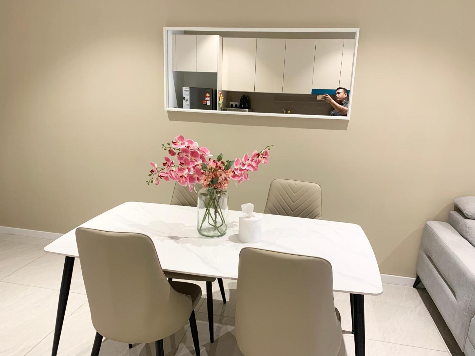 Quill Residences Service By Br Apartment *