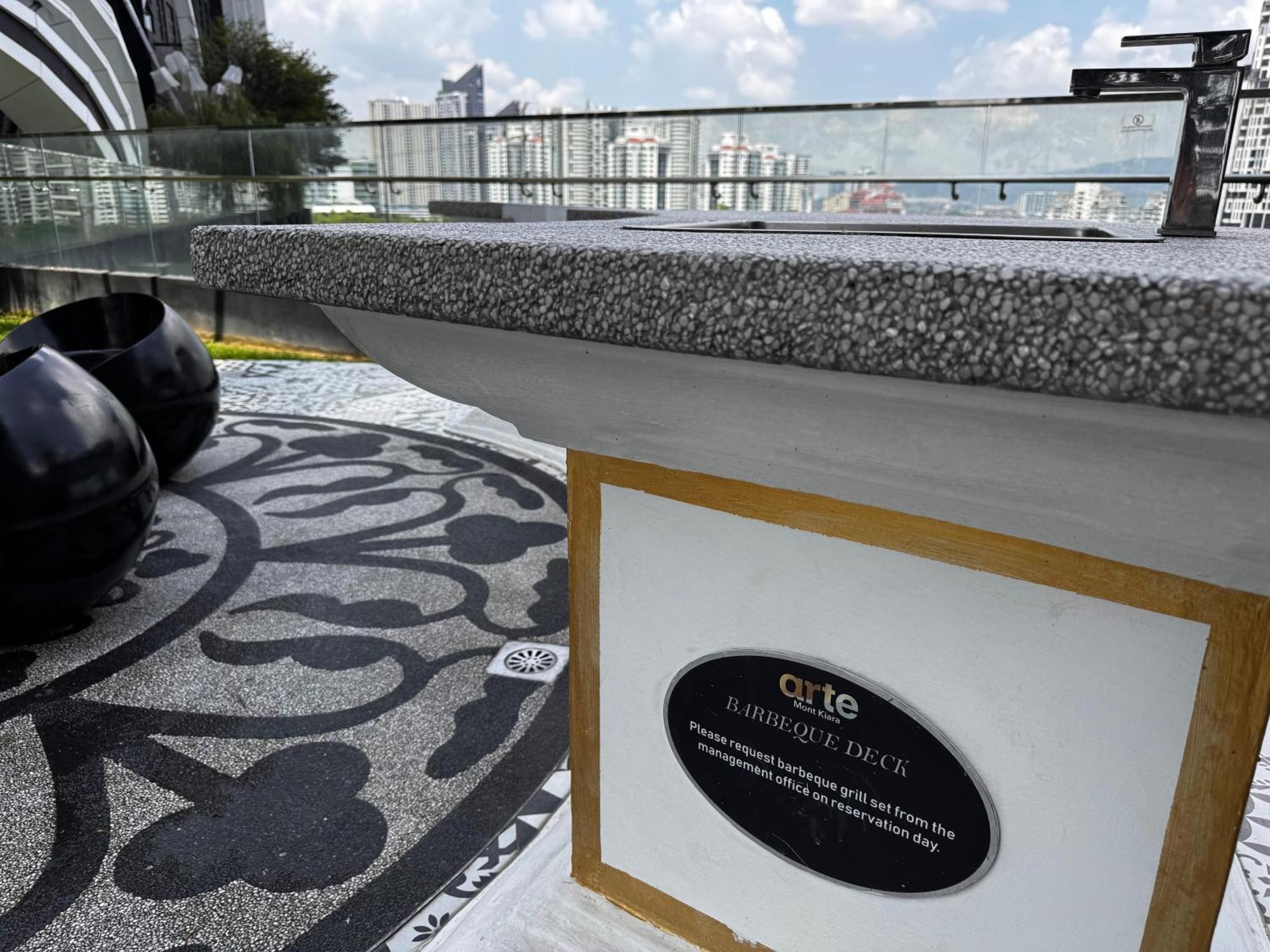 Appartement Arte Mont Kiara Mitec Publika Matrade 1r2b 4 Pax