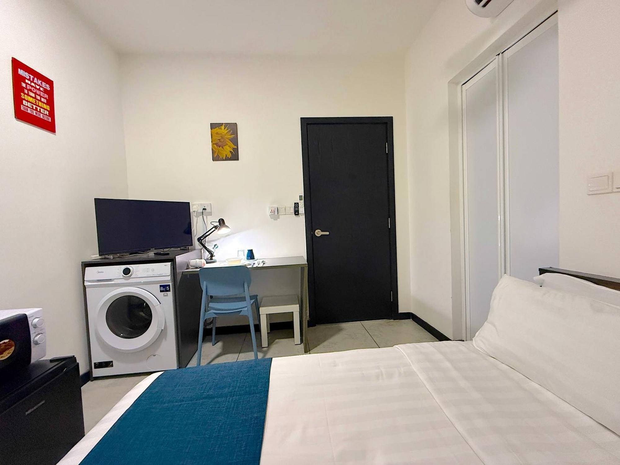 Neu Junior By Serenity Homes Next To Gleneagles & Lrt *