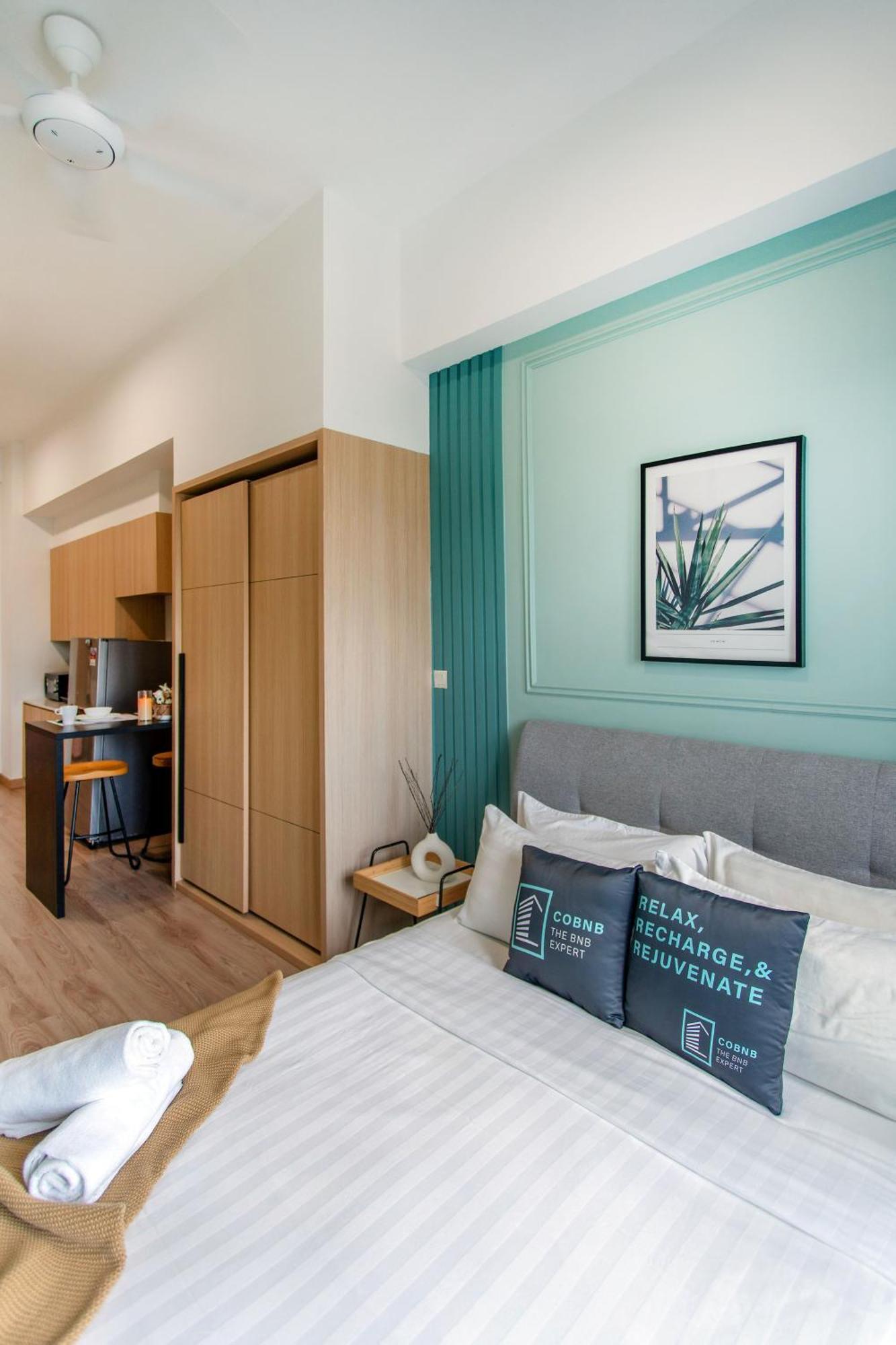 The Colony & Luxe With Skypool By Cobnb *