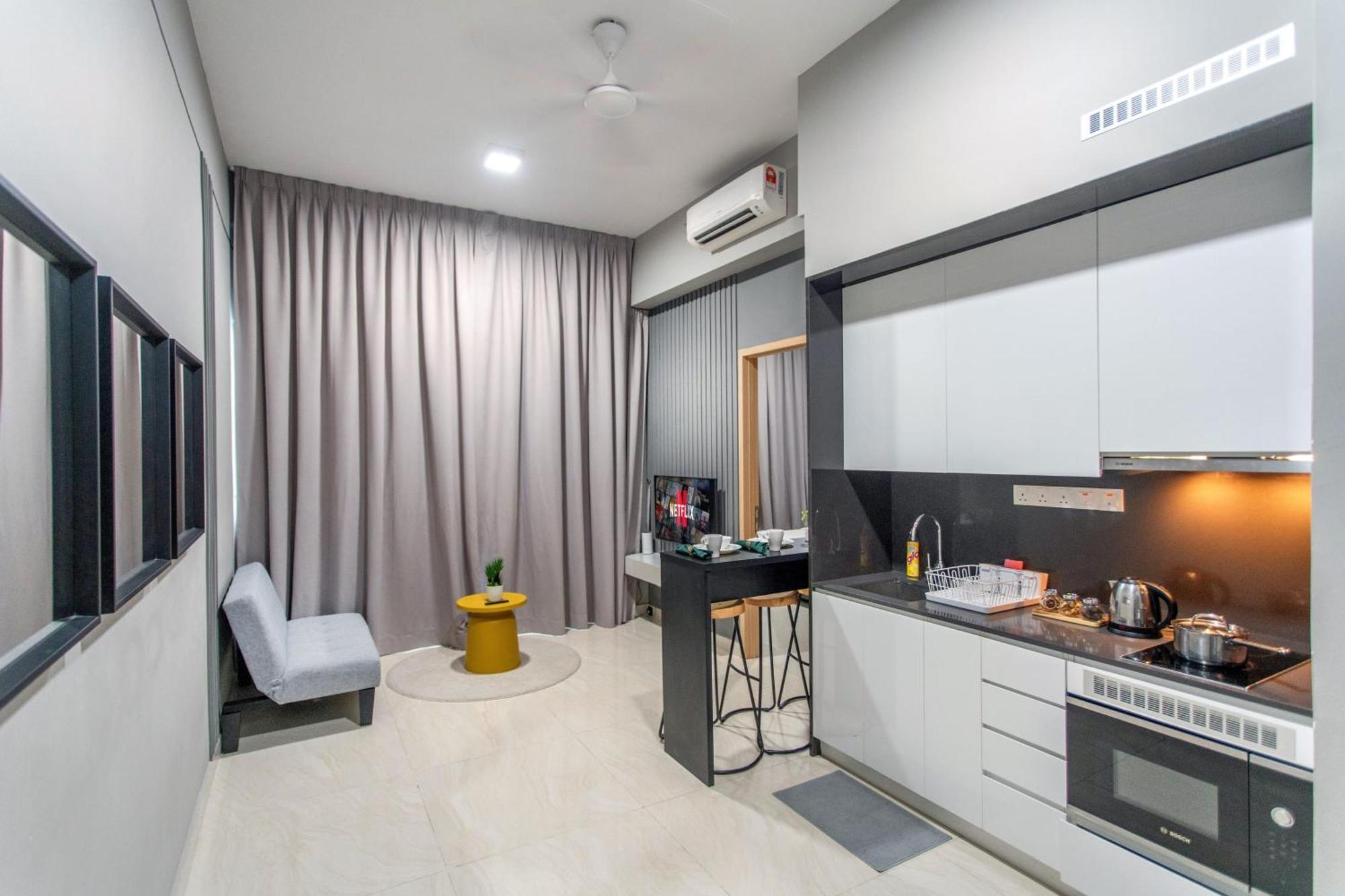 The Colony & Luxe With Skypool By Cobnb Kuala Lumpur