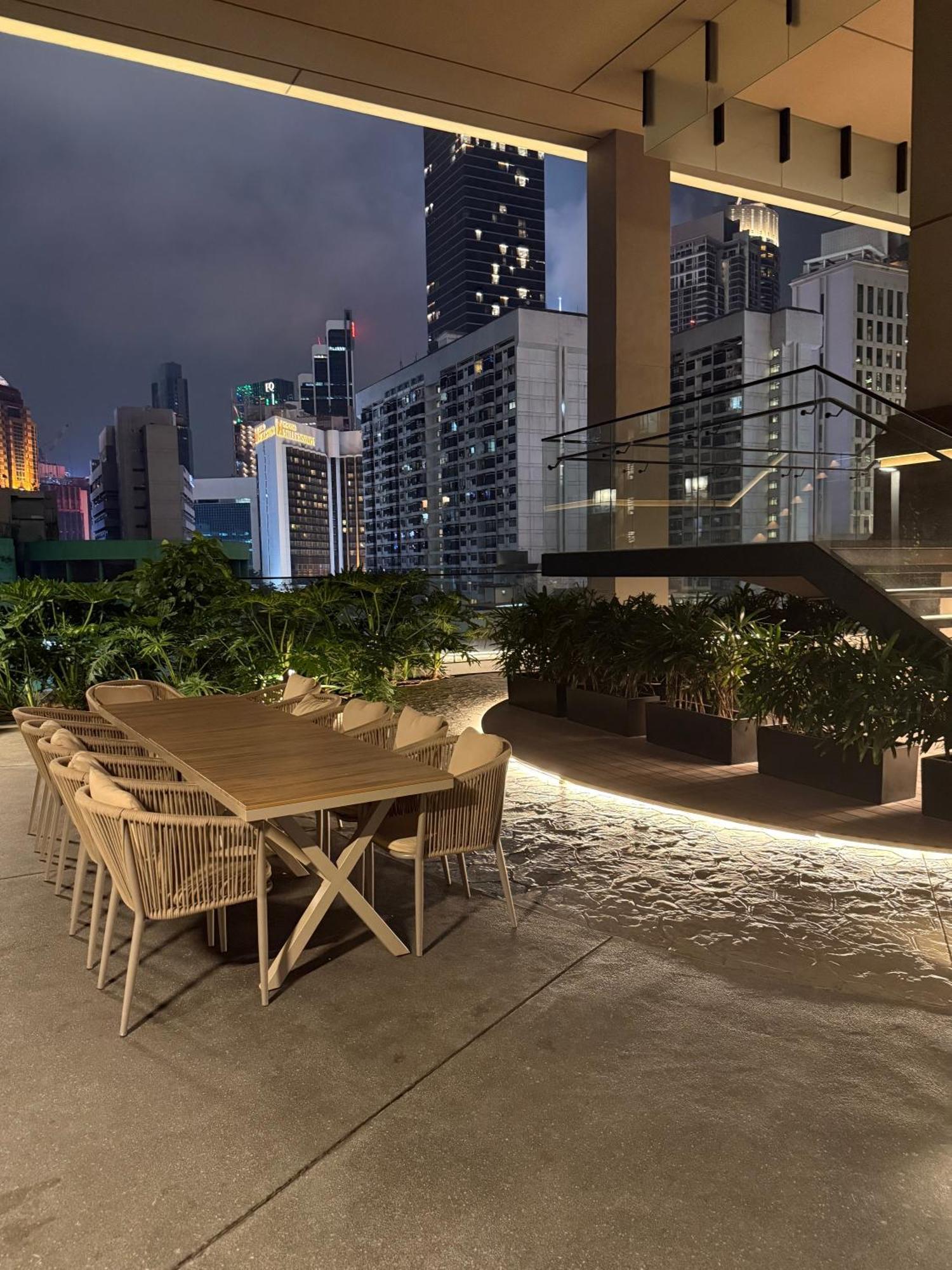 Khách sạn hẻo lánh Axon Bukit Bintang By Taheeens *
