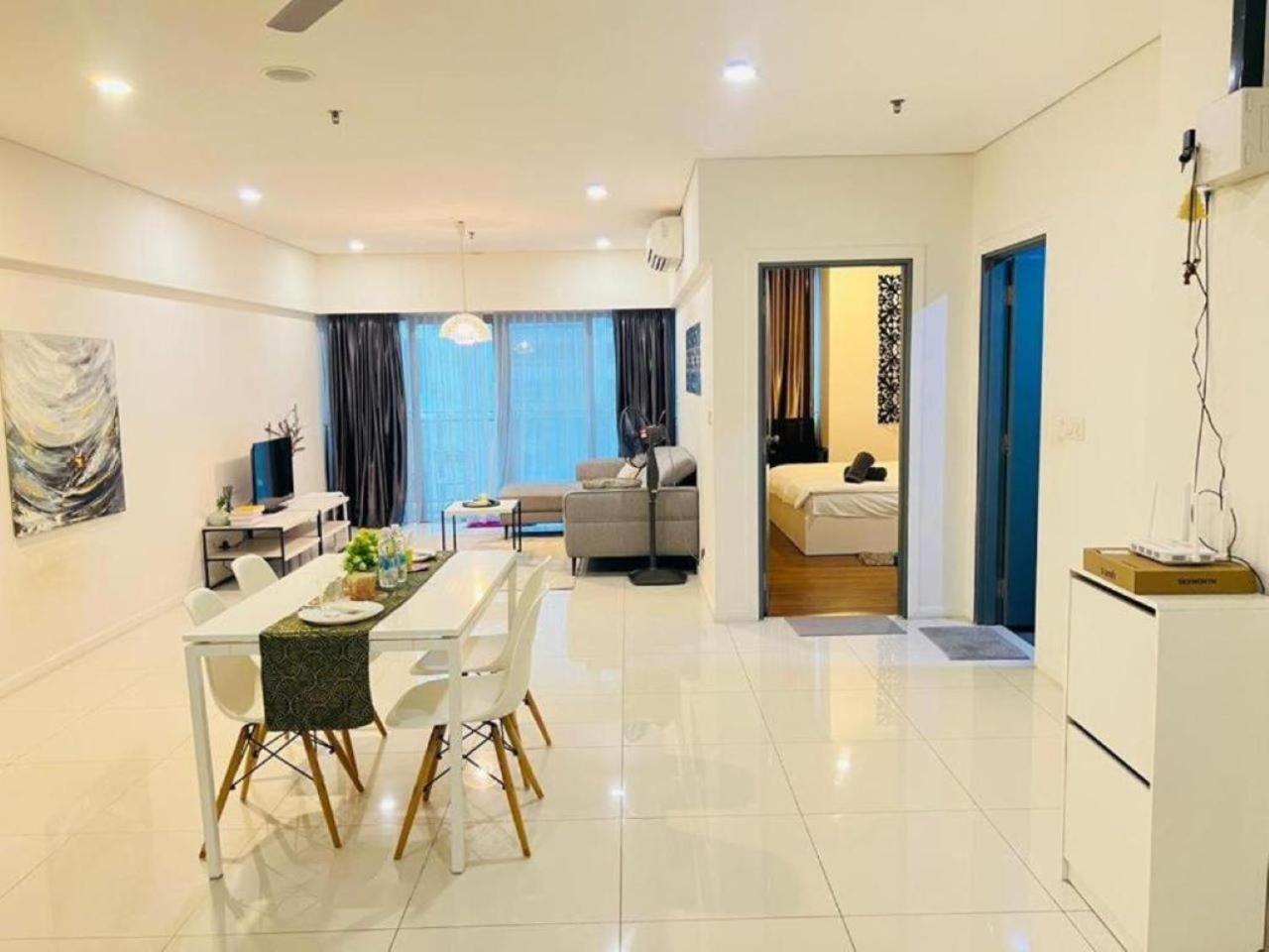 Mercu Summer By Elite Apartment *