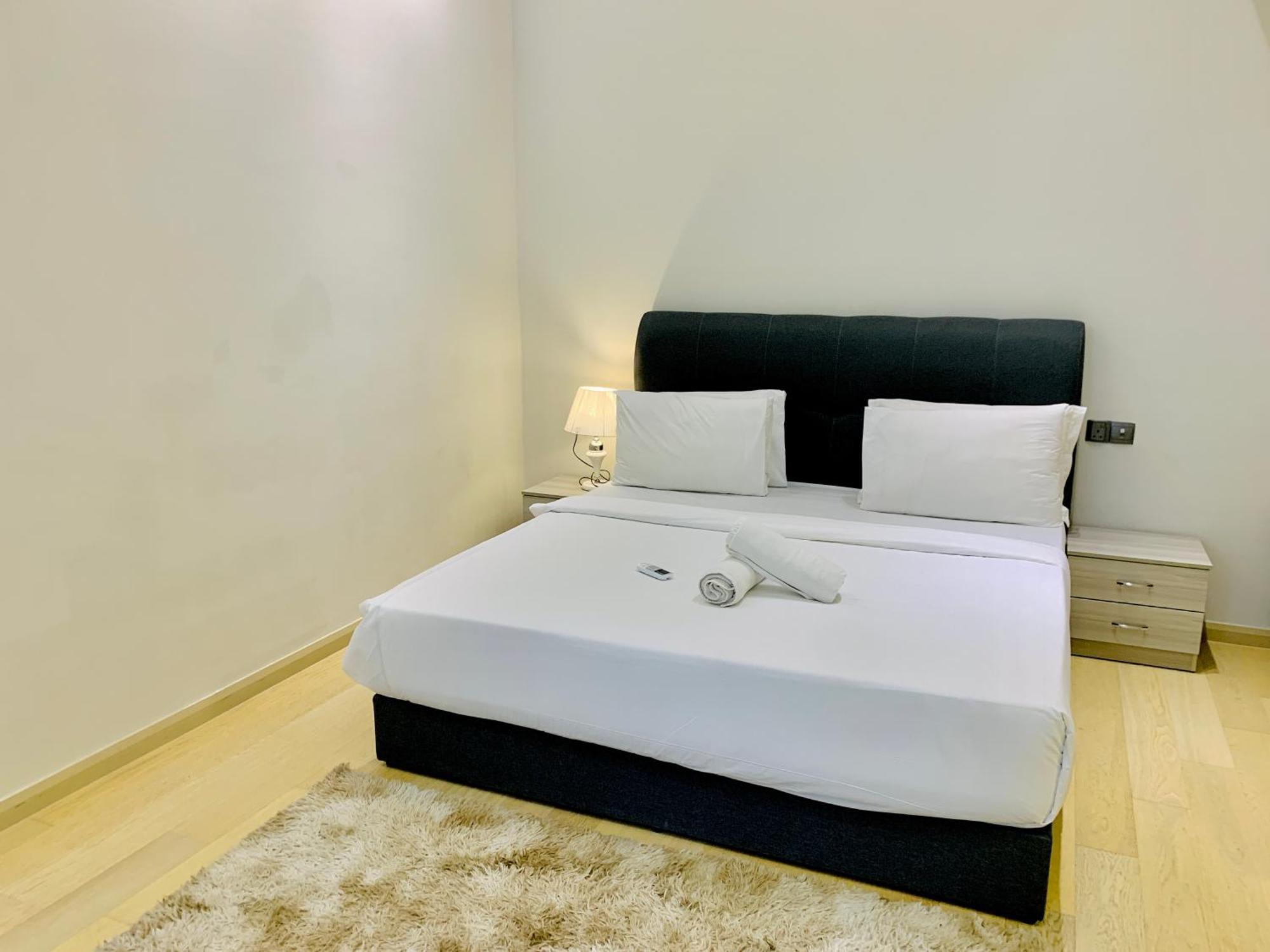 Well-shaped At Star Klcc Apartment