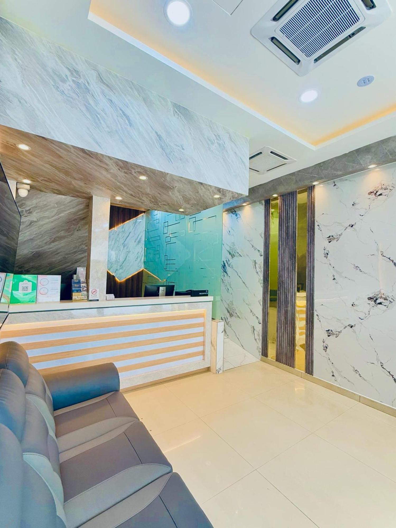 Aq Bukit Bintang Hotel 3*