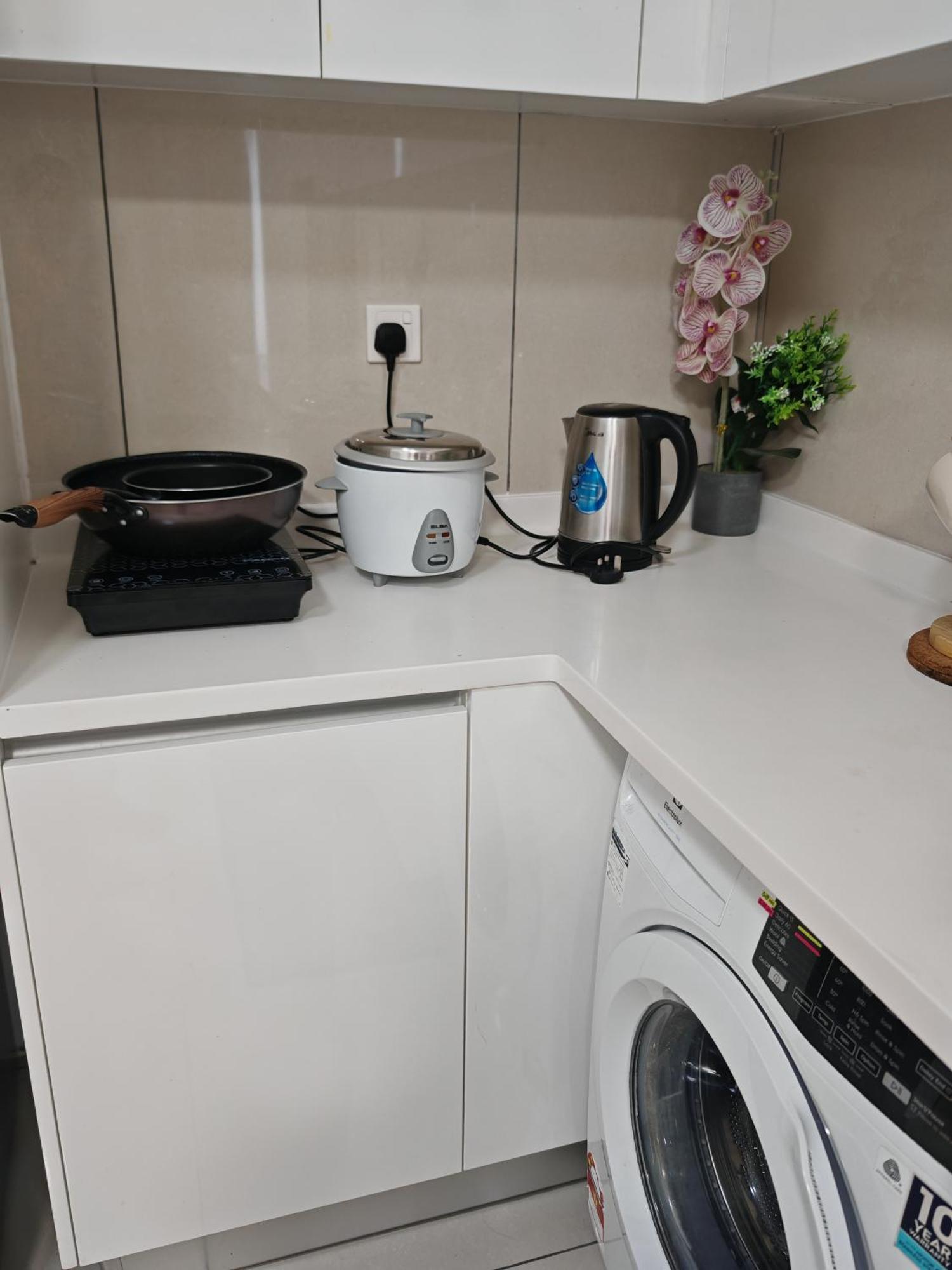 Astoria Ampang, 6pax - Near Klcc, Zoonegara, Ampangpoint Mall *
