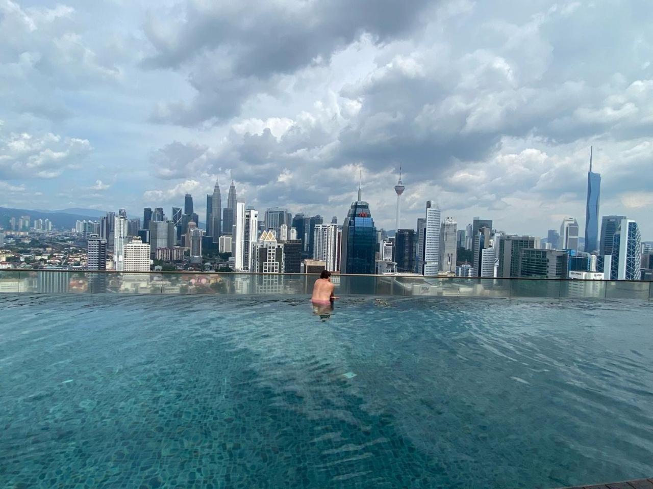 Hostel Infinity Skypool New Friends