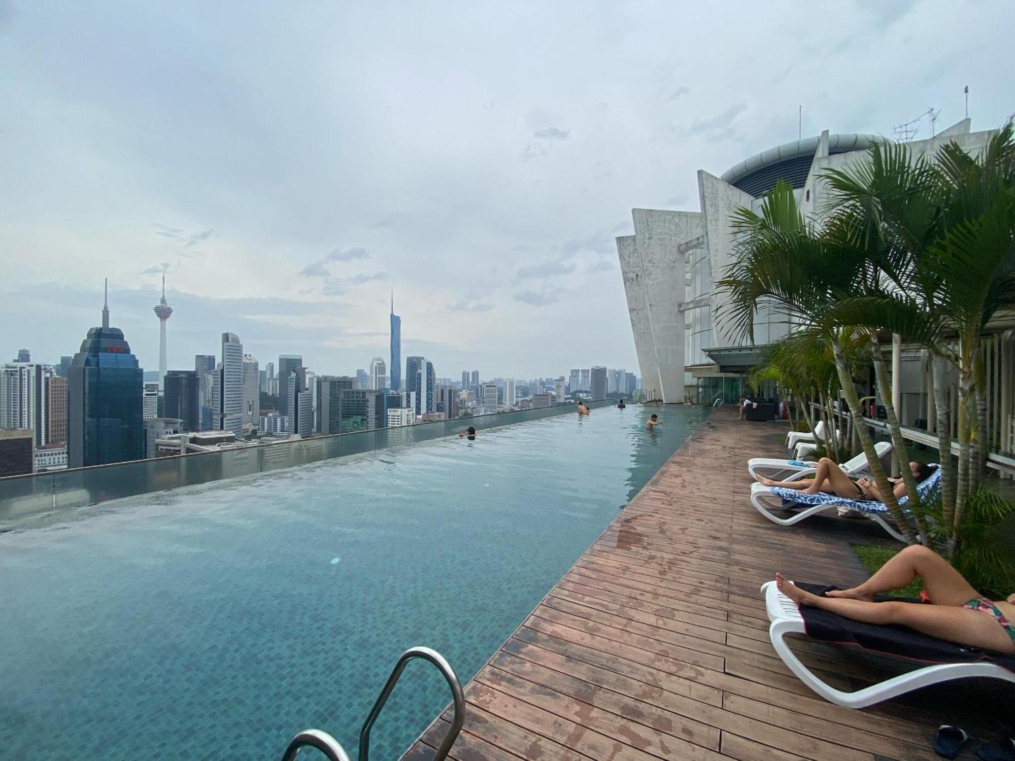 Hostel Infinity Skypool New Friends Kuala Lumpur