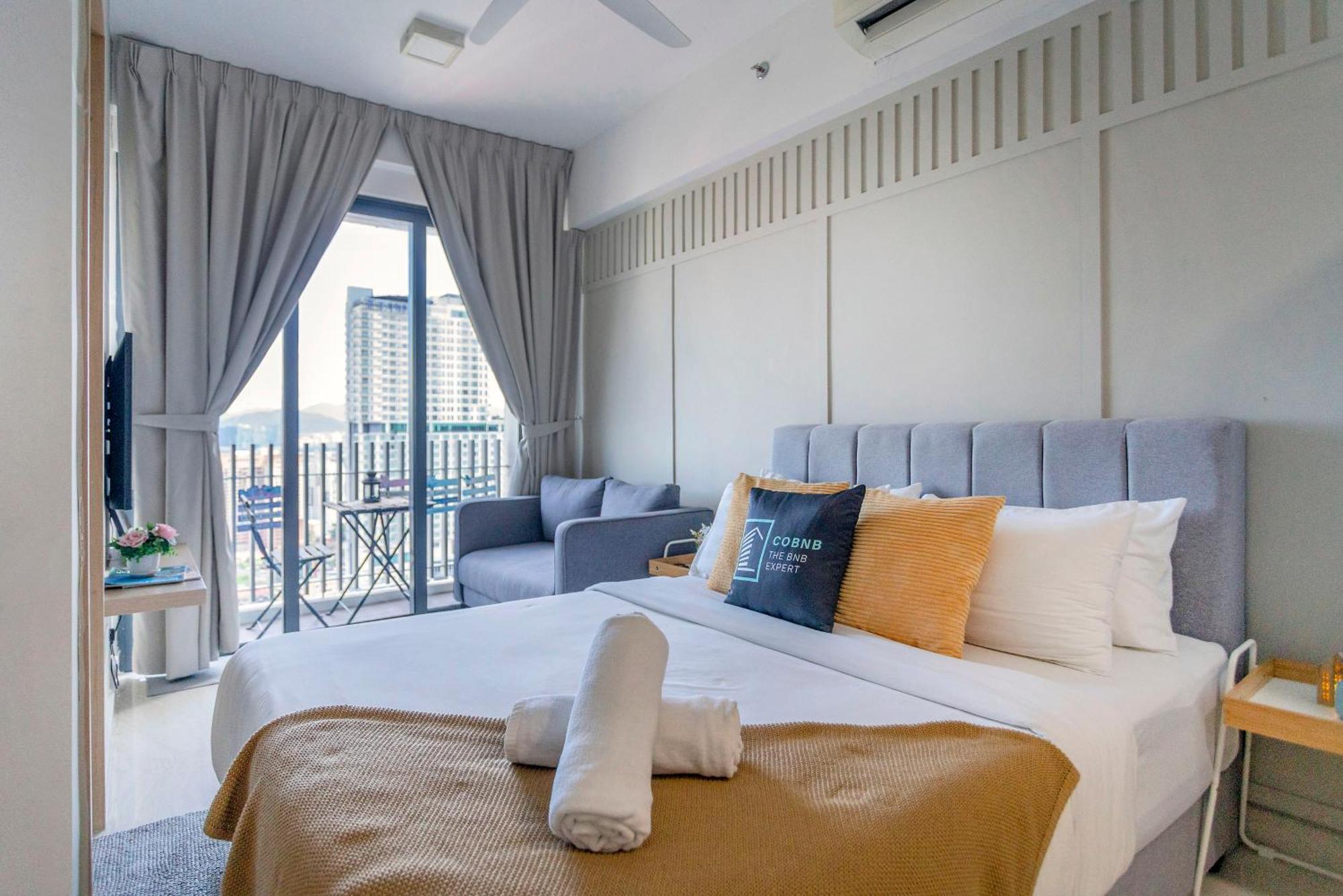 The Colony & Luxe With Skypool By Cobnb Apartamento