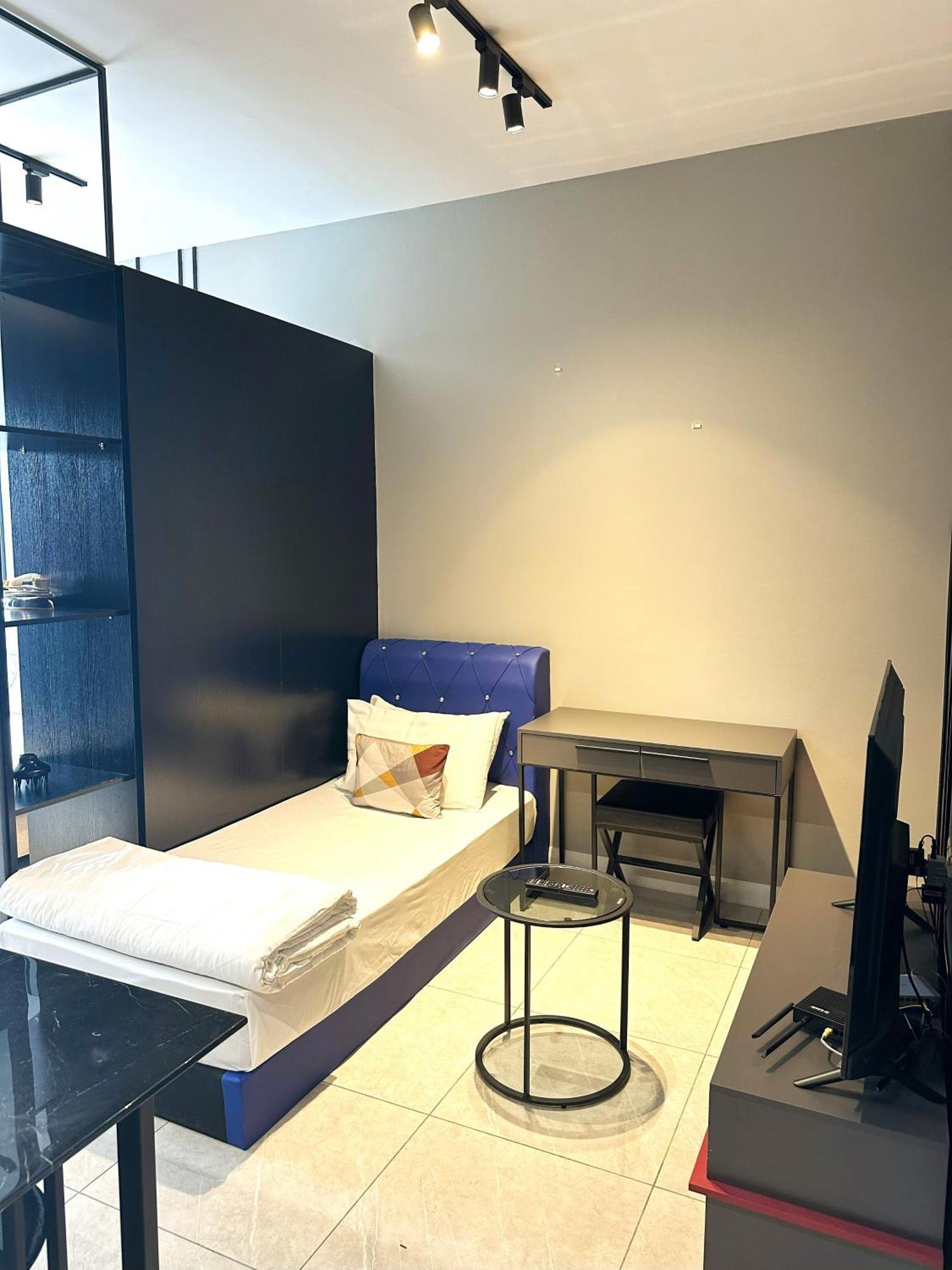 The Axon By Rainbow Touch Apartment *