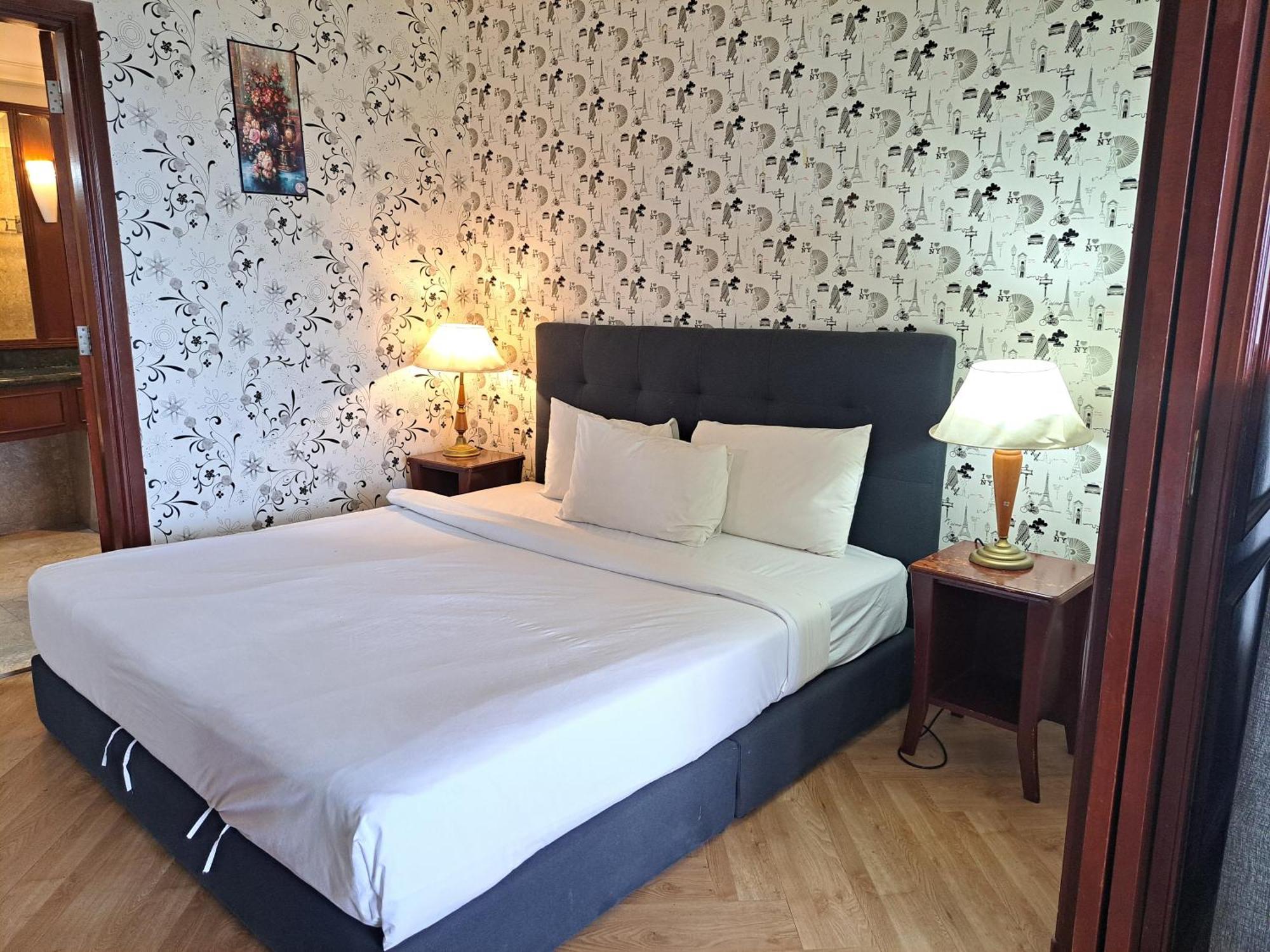 Maga At Times Square Kl Apartment