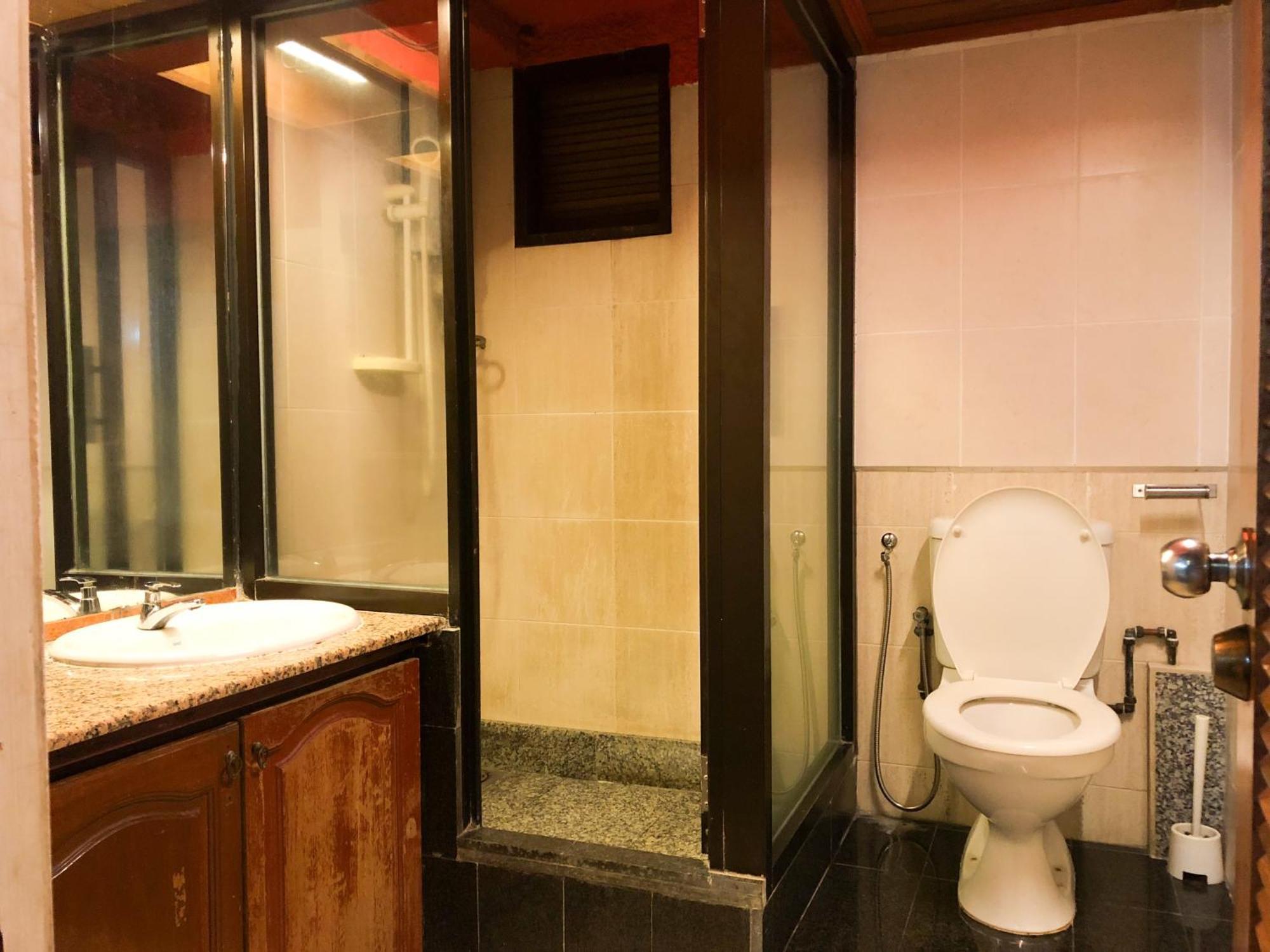 Oyo 90909 I.villa Hotel