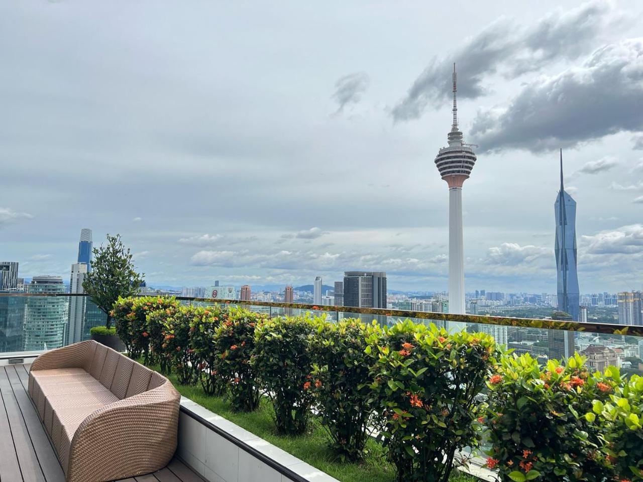 Apartment Rooftop Pool Platinum Klcc