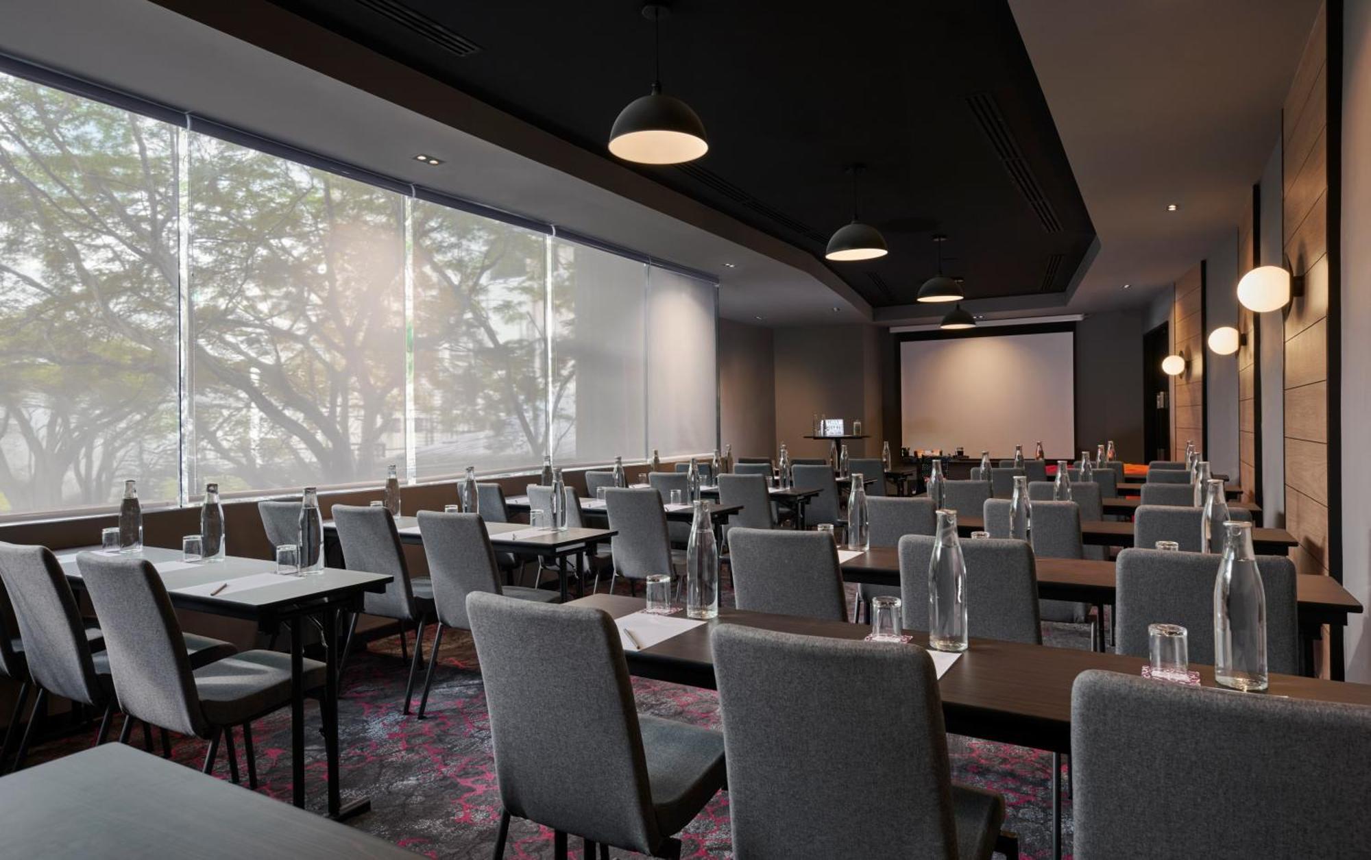 Hotel Moxy Chinatown