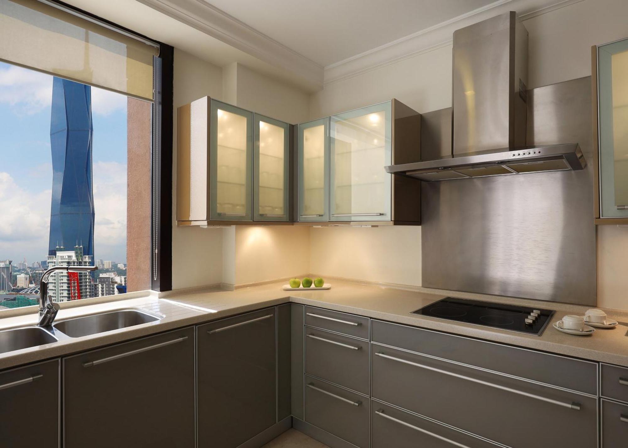 Hotel Berjaya Times Square Hotel, 5*