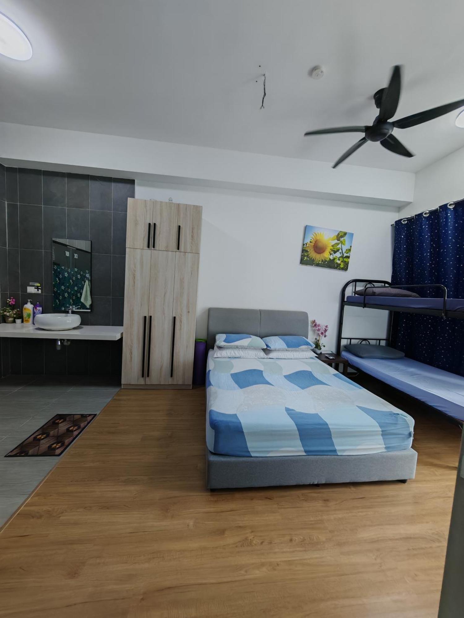 Homestay Astoria Ampang, 6pax - Near Klcc, Zoonegara, Ampangpoint Mall
