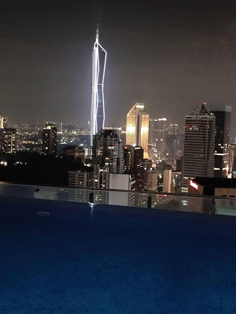 The Luxe Klcc By Luxury World