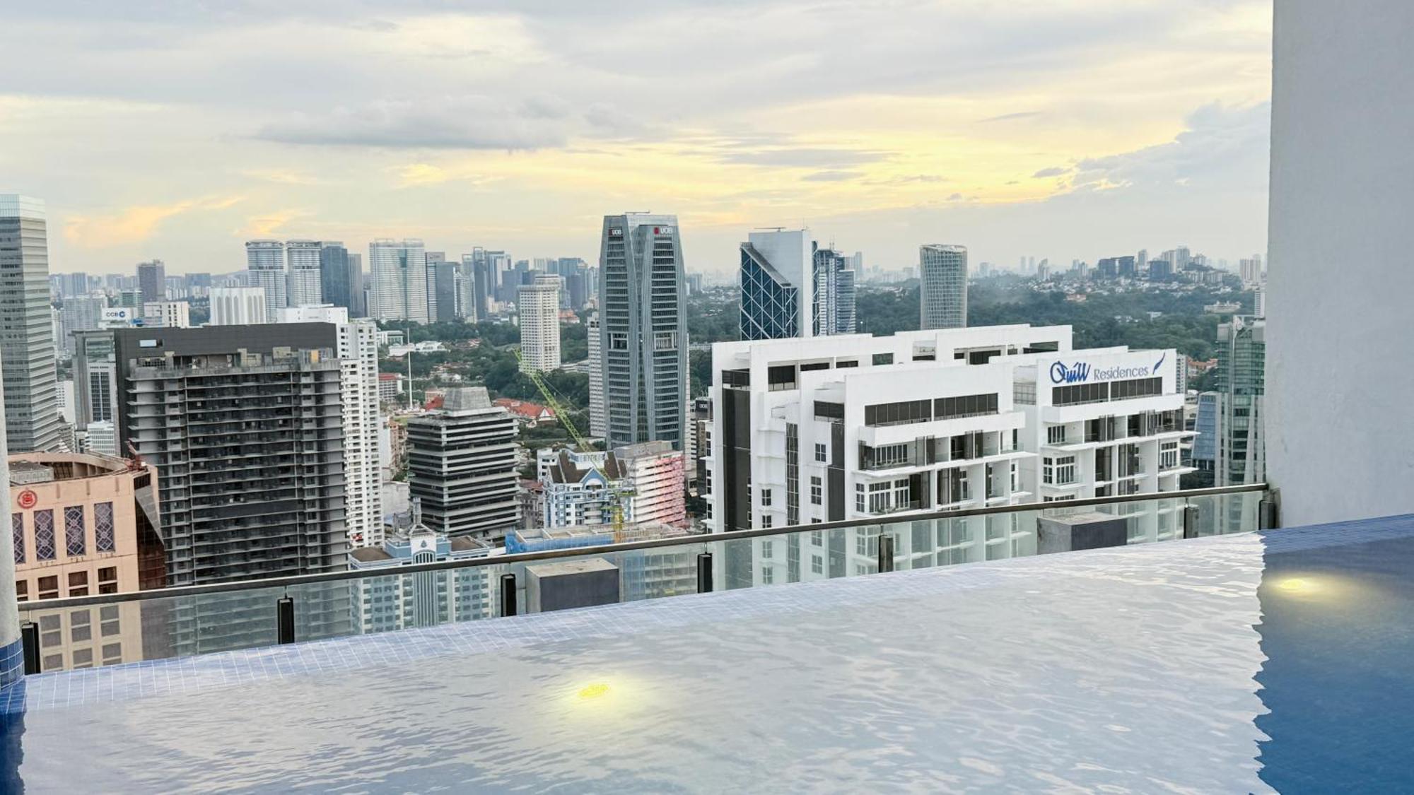 Sky Pools Colony Klcc *