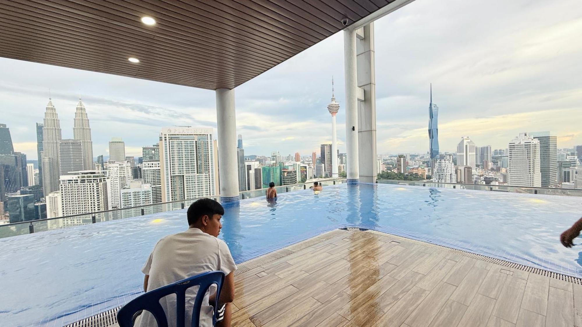 Sky Pools Colony Klcc * Kuala Lumpur