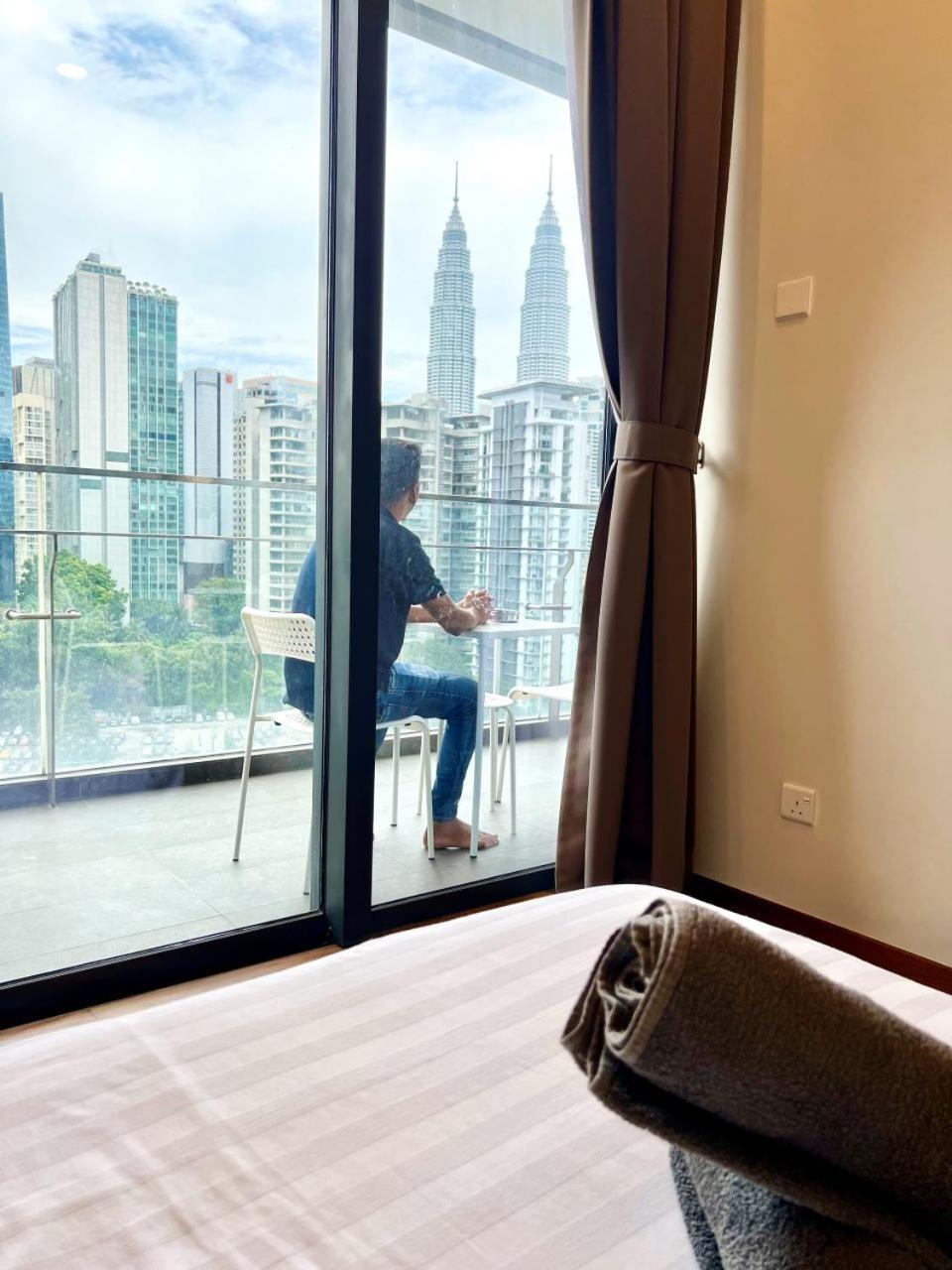Apartment Addrese Klcc By Manor *
