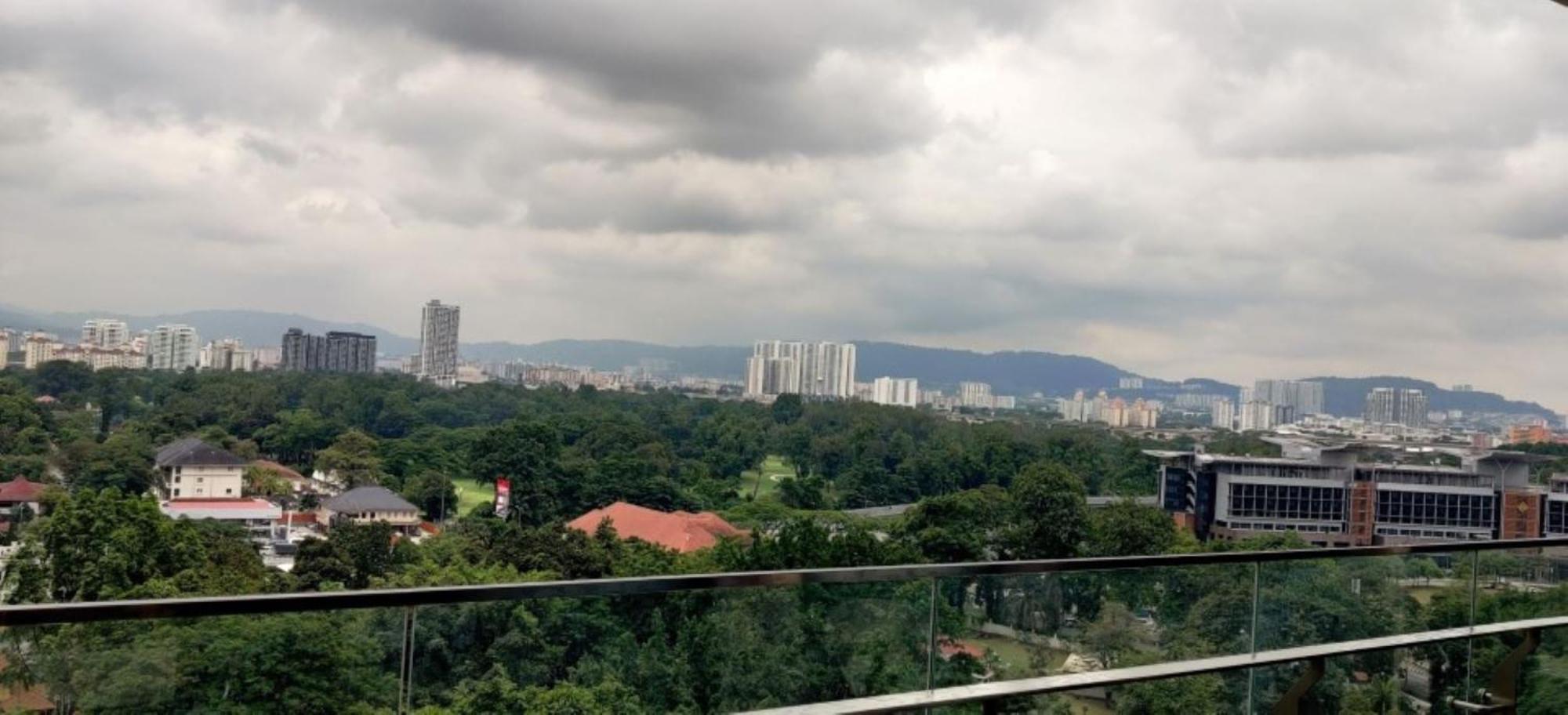 Addrese Klcc By Manor *